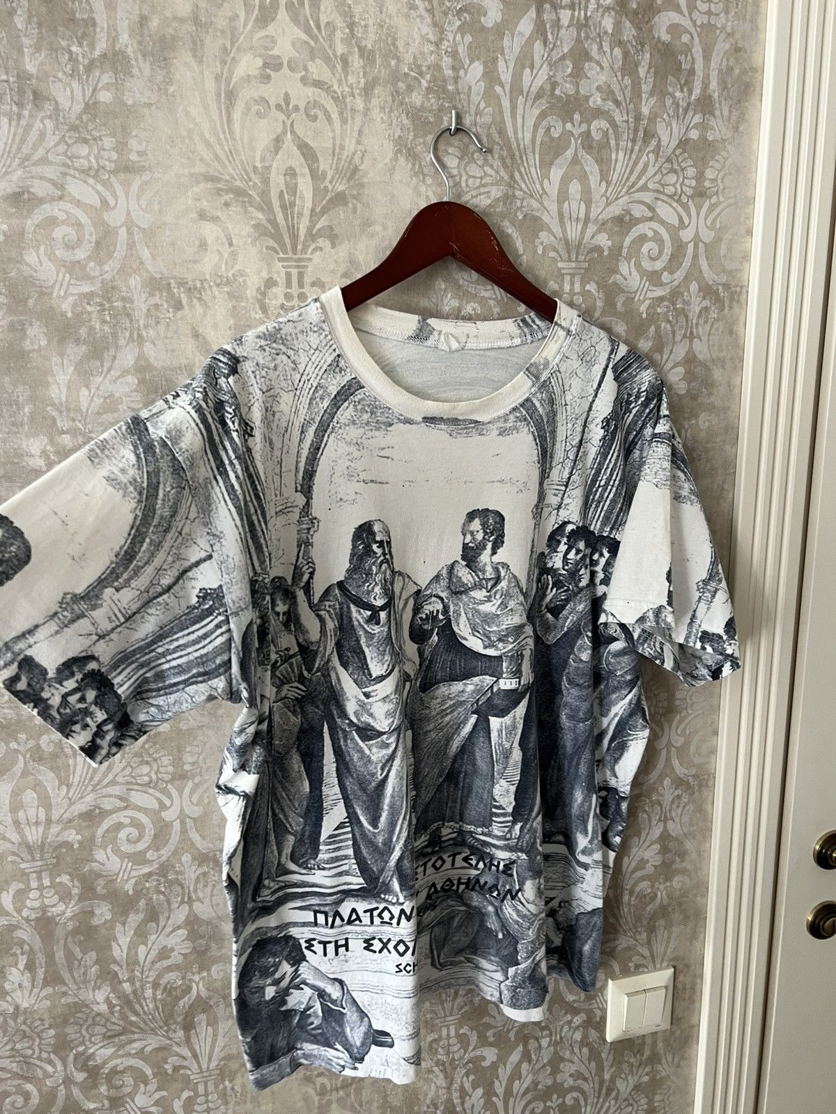 Vintage Vintage All Over Print School of Athens Philosophy Graphic T Size US L / EU 52-54 / 3 - 6 Thumbnail