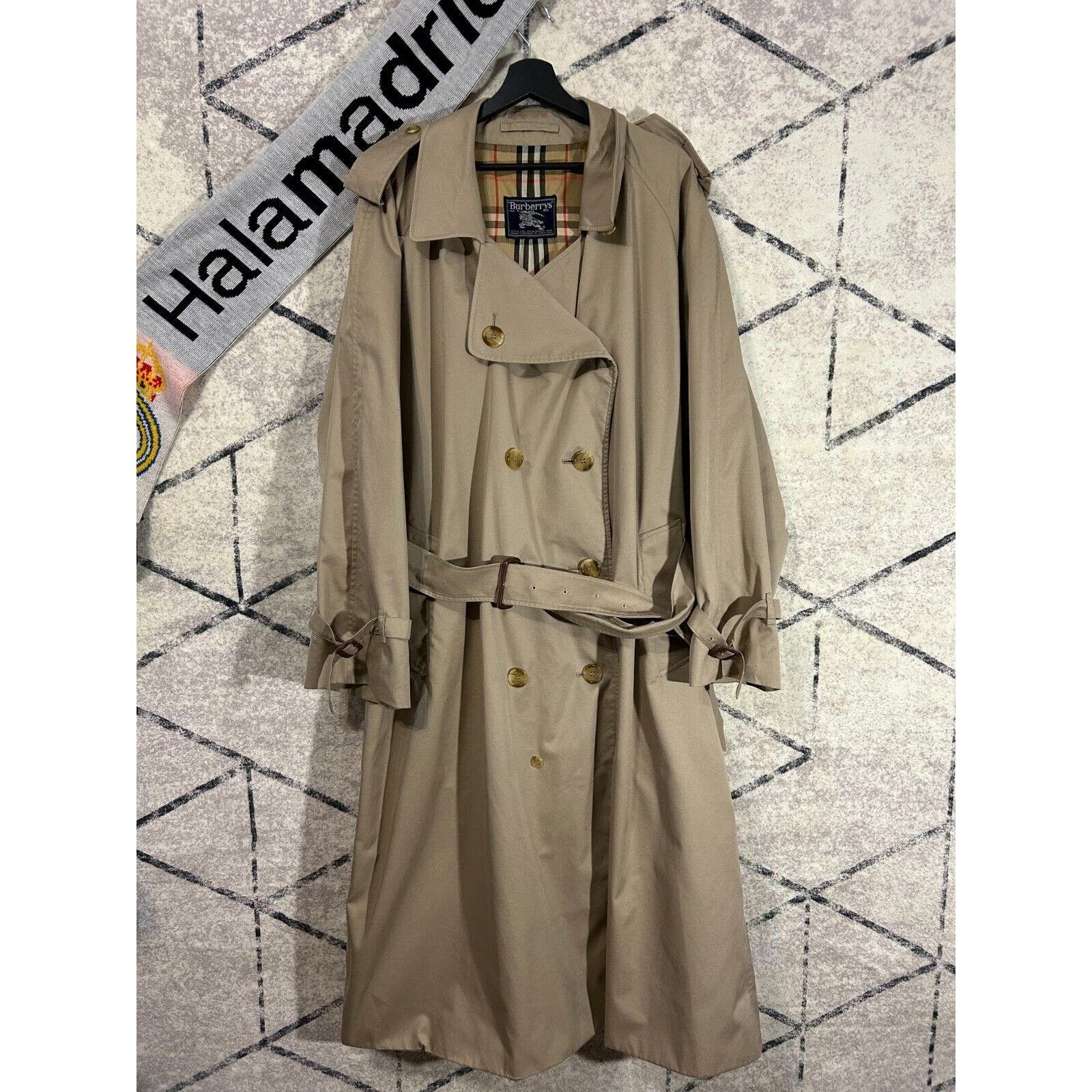 image of Vintage Burberrys Burberry London Nova Trench Coats 90's in Beige, Men's (Size Large)