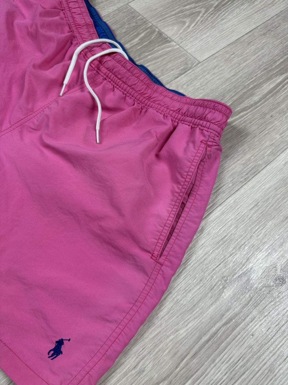 Polo Ralph Lauren Polo Ralph Lauren Nylon Crazy Pink Shorts Size L Size US 33 - 4 Thumbnail