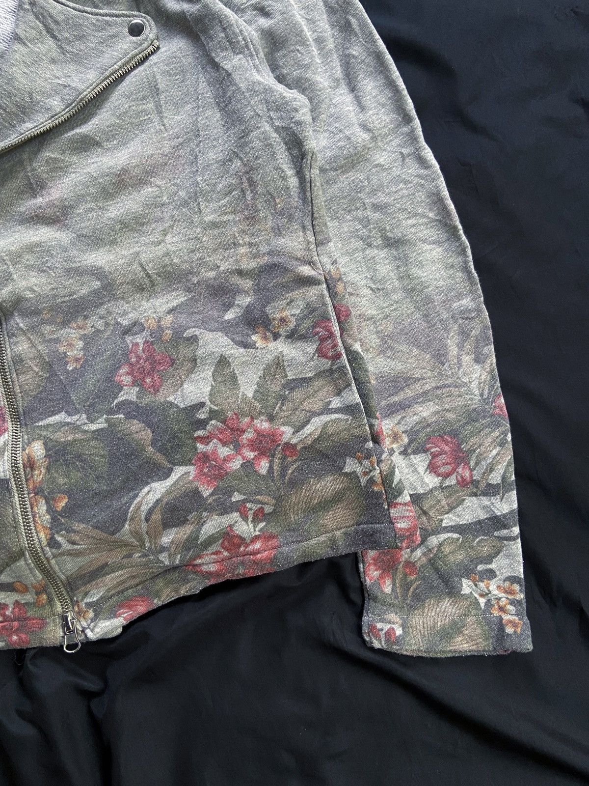 PPFM PPFM FLOWERS ASYMMETRICAL ZIP JACKET Size US M / EU 48-50 / 2 - 7 Thumbnail