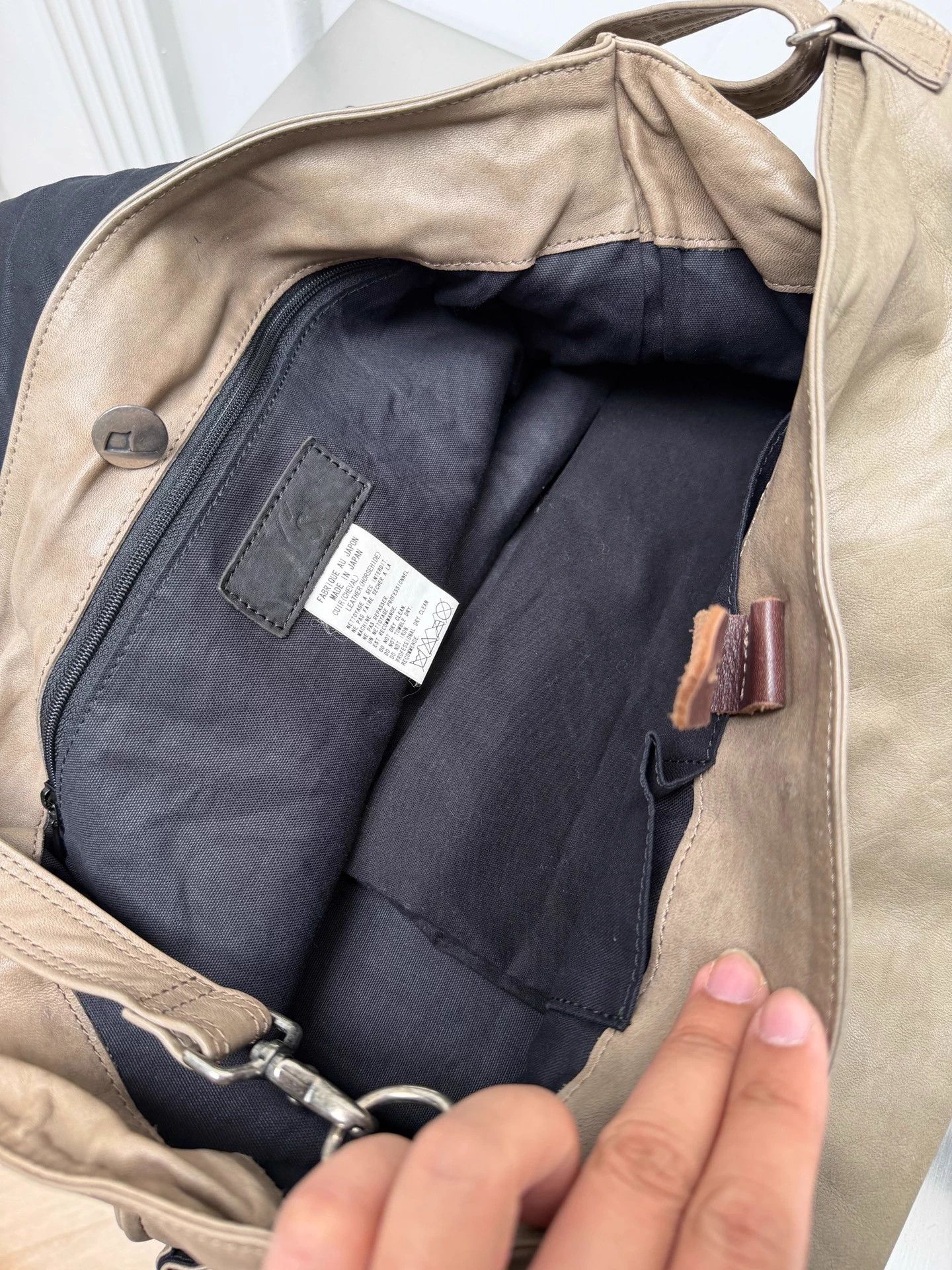 Yohji Yamamoto Yohji Yamamoto Y's Horsehide Beige Flap 2way crossbody Size ONE SIZE - 7 Thumbnail