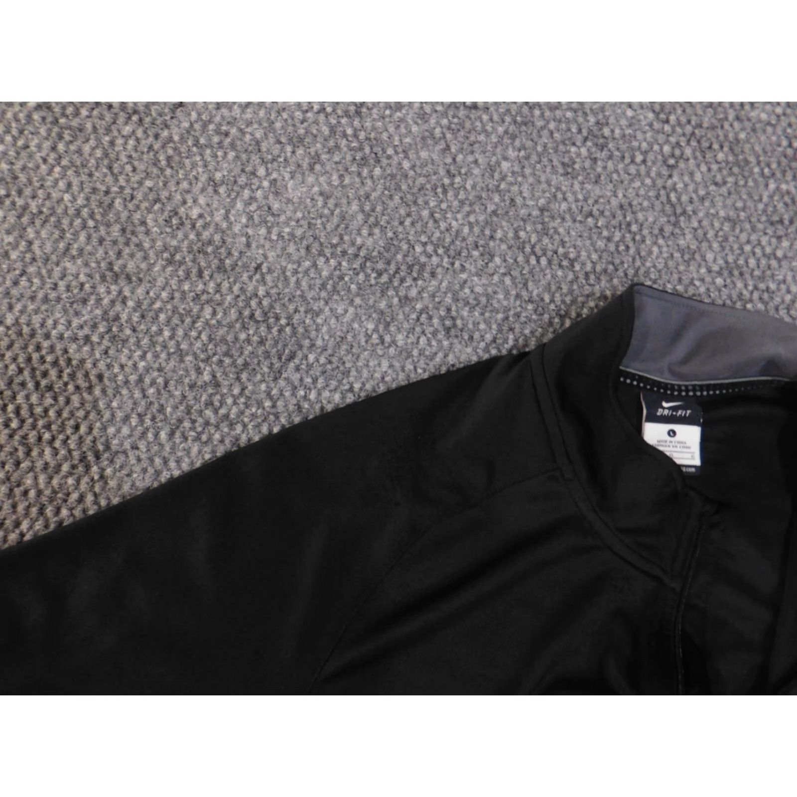 Nike nike sweatshirt men Large Black Swoosh dri fit stretch elite pullover Hoodie Zip Logo Pocket Sweatshirt Nike Mens Regular Pullover Sports American Size US L / EU 52-54 / 3 - 7 Thumbnail