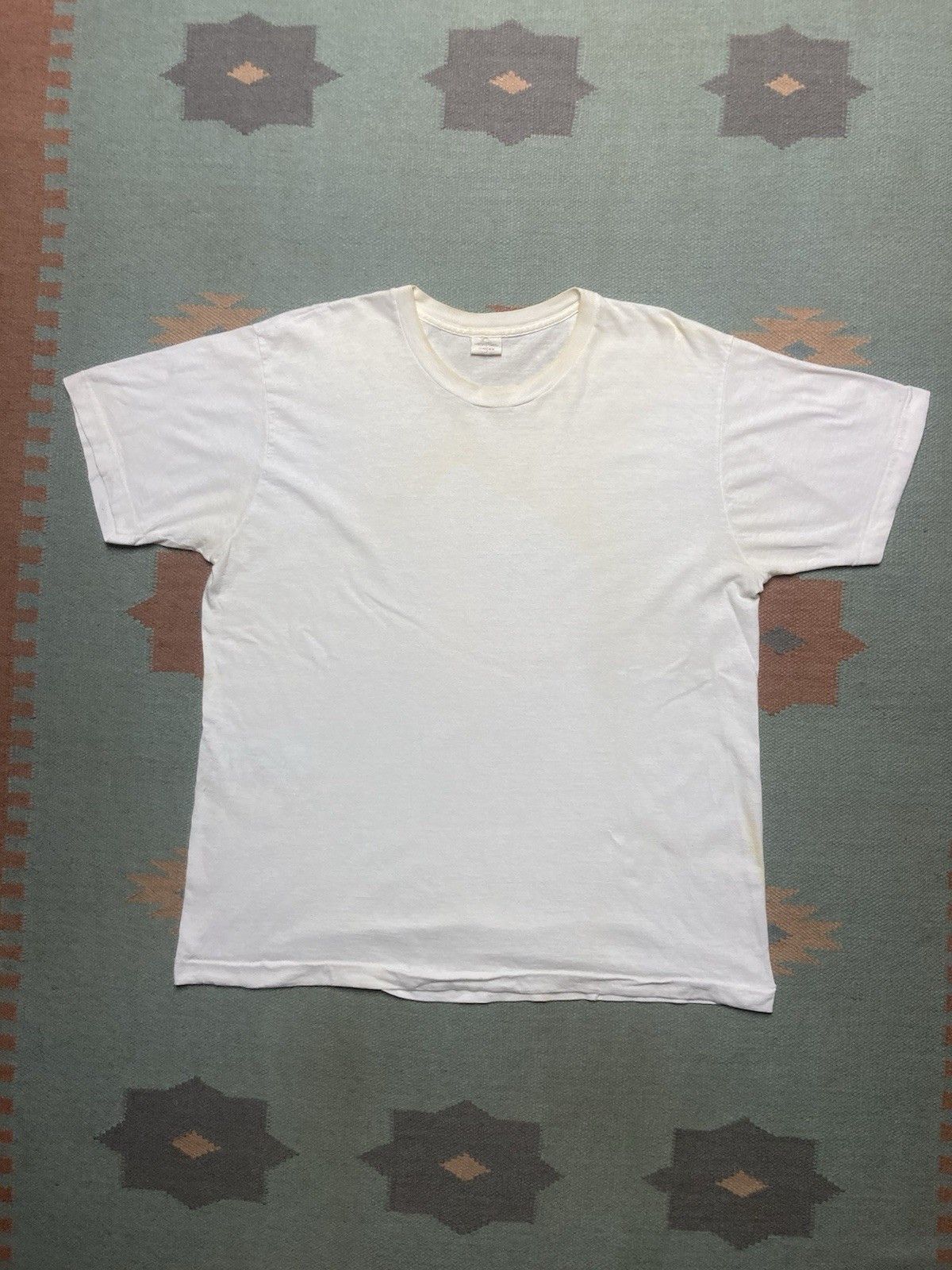 Vintage 80s blank white t shirt fruit of loom grunge worn soft XL Size US L / EU 52-54 / 3 - 1 Thumbnail