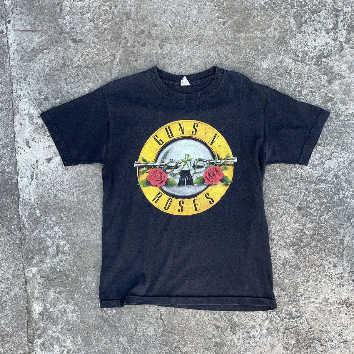 Guns N' Roses Vintage Guns N Roses T-shirts Band Tee Rock 2004 Y2K USA Size US M / EU 48-50 / 2 - 2 Thumbnail