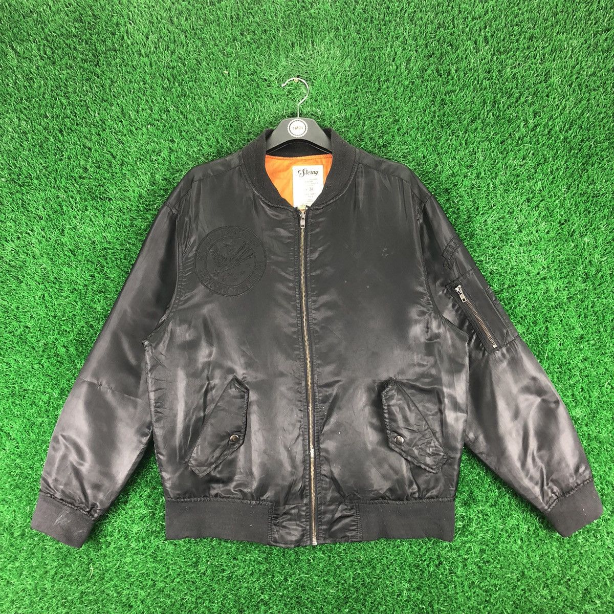 Japanese Brand Vintage Bomber Jacket MA-1 Embroidered Logo Size US L / EU 52-54 / 3 - 1 Thumbnail