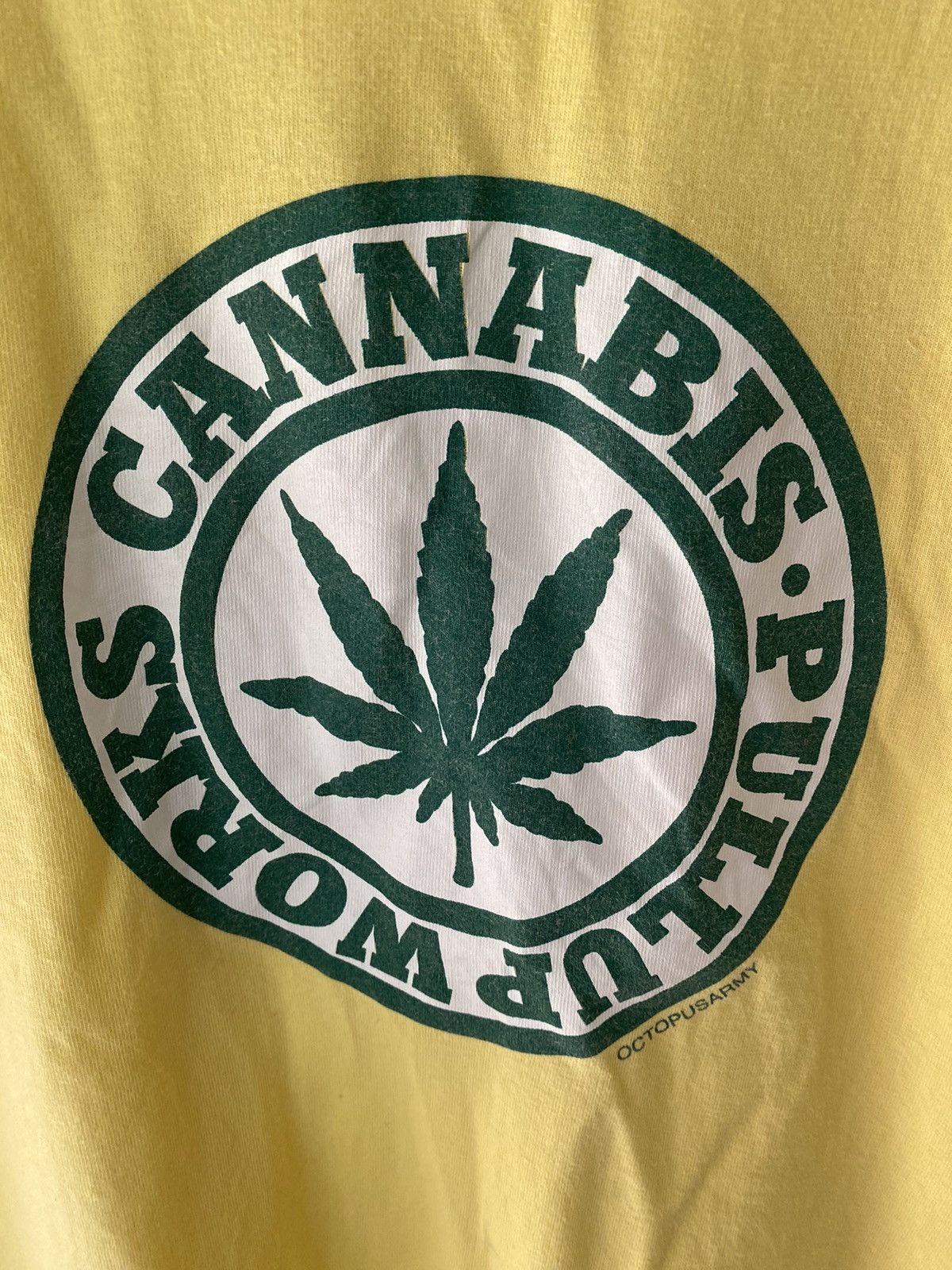 Swagger 1990s Octopus Army Japan Cannabis Pullup work tee Size US M / EU 48-50 / 2 - 4 Thumbnail