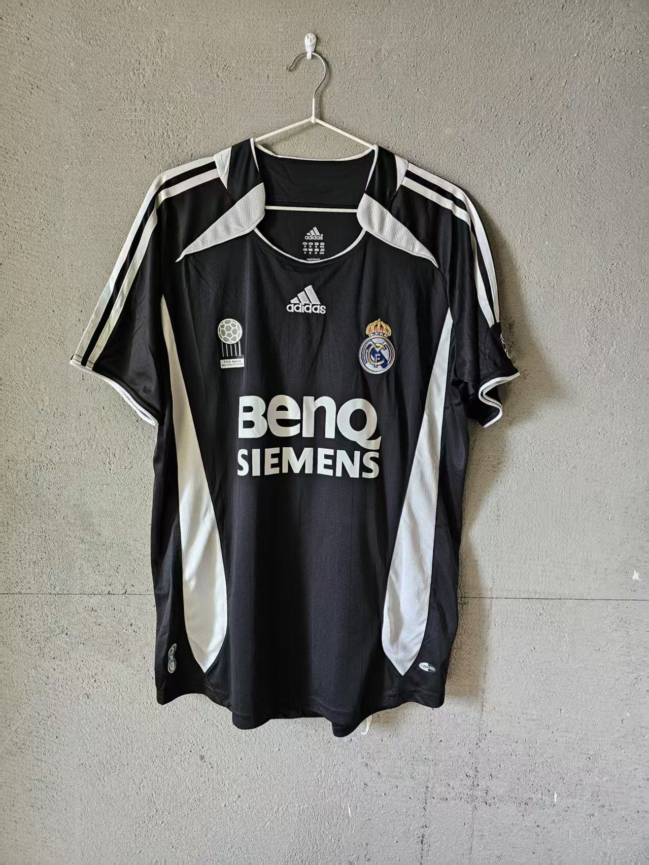Other 2006 2007 Real Madrid #23 David Beckham Jersey Size US L / EU 52-54 / 3 - 2 Thumbnail