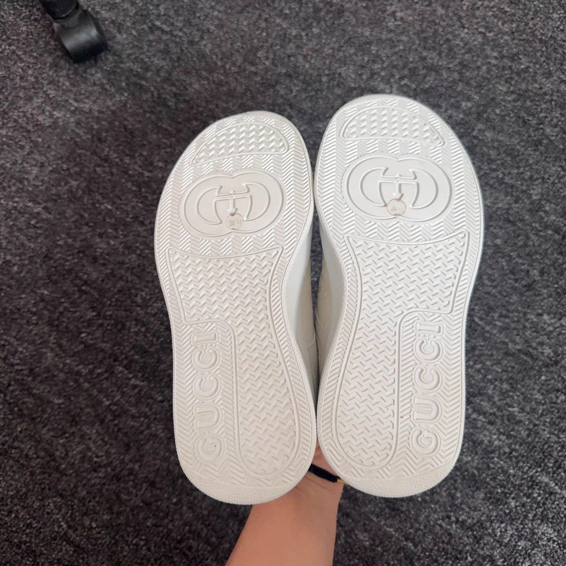 Gucci GUCCI Canvas & Leather Low-Top Sneakers K13 Size US 6.5 / IT 36.5 - 3 Thumbnail