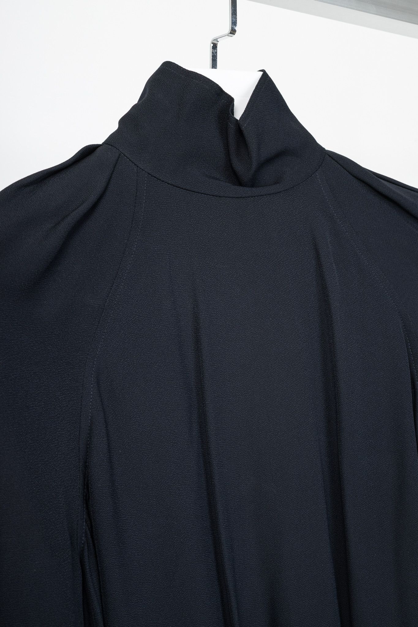 Toteme Toteme Navy High-Neck Crepe Blouse Size S / US 4 / IT 40 - 4 Thumbnail