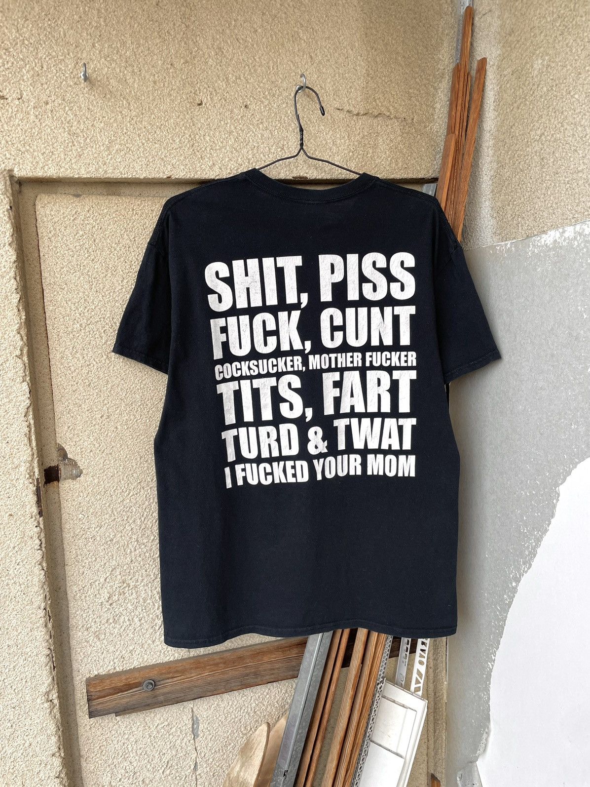 Vintage Y2K Blink-182 Offending Moms Punk Rock Band T-Shirt