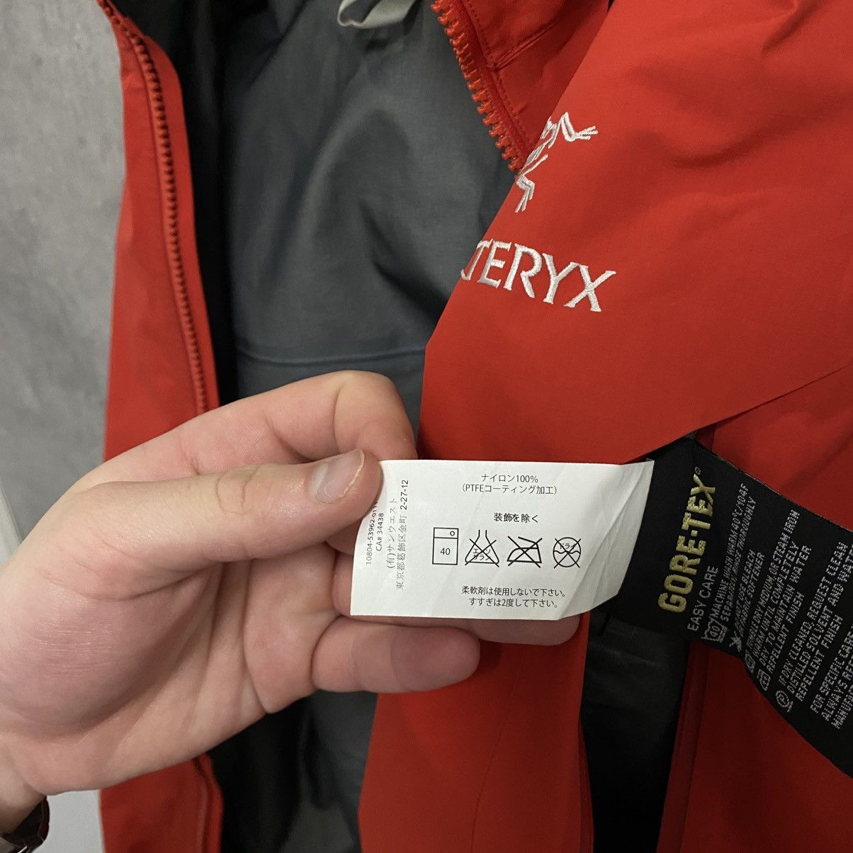 Arc'teryx Men's Arcteryx Beta Gore-Tex Jacket Size S Gorpcore Size US S / EU 44-46 / 1 - 16 Thumbnail