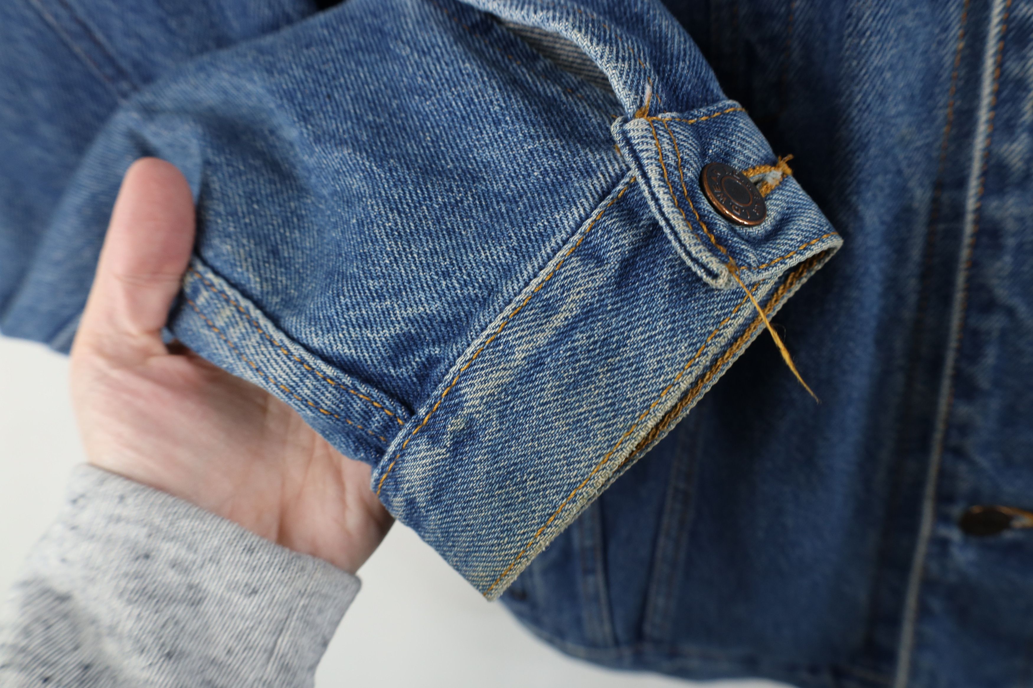 Vintage Vintage 90s Streetwear Leather Collar Denim Trucker Jacket Size US L / EU 52-54 / 3 - 6 Thumbnail