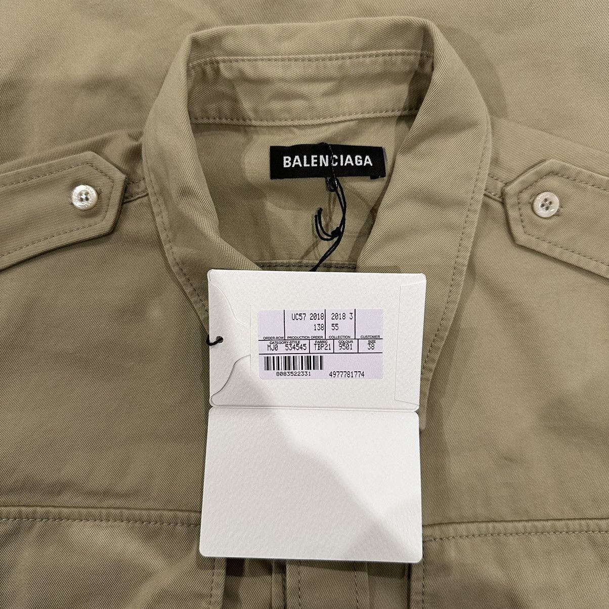 Balenciaga Balenciaga Back Logo Embroidered Short Sleeve Shirt Size US M / EU 48-50 / 2 - 5 Thumbnail