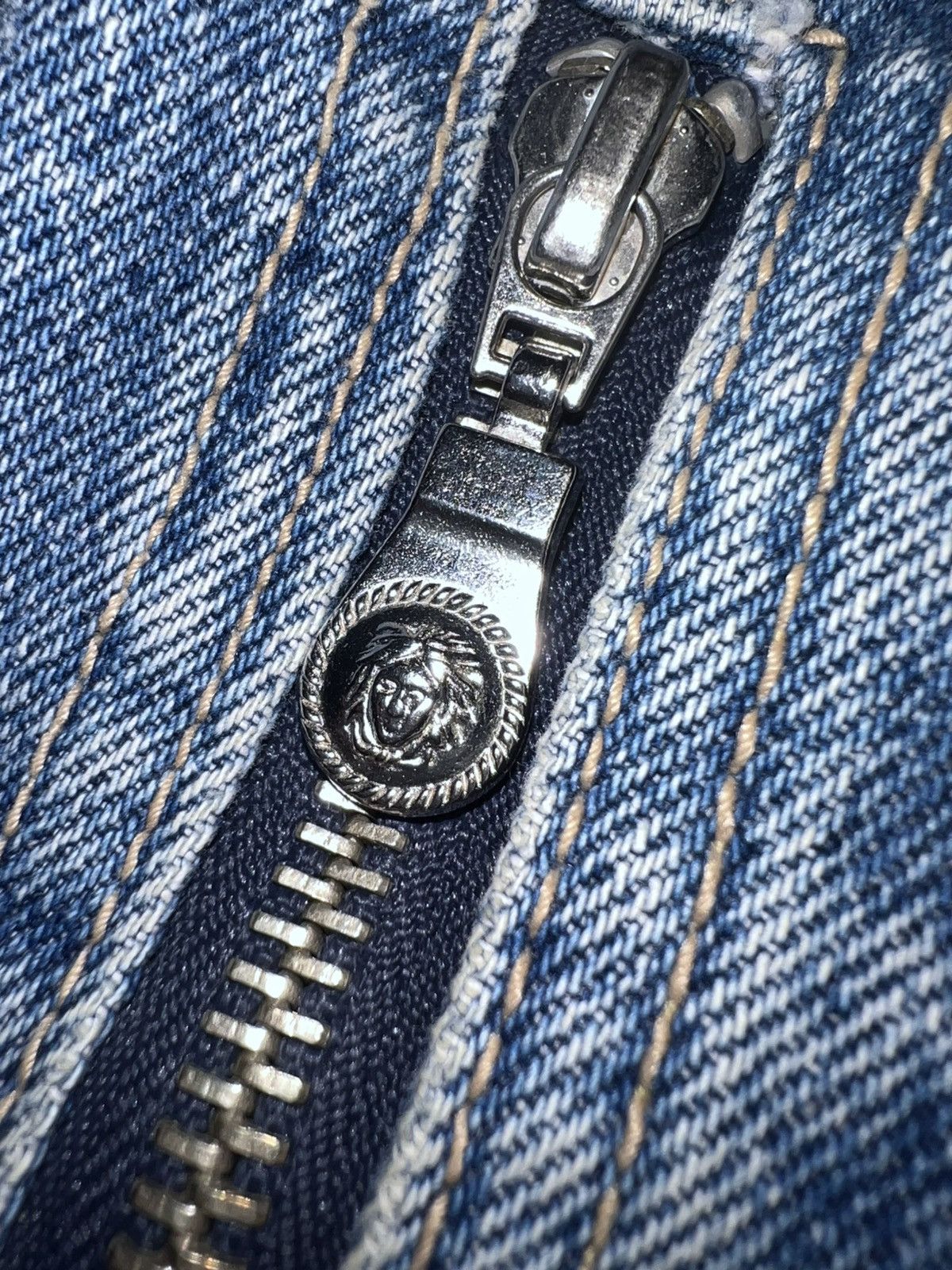 Versace Versace biker jean jacket 80/90s Gianni era (very rare) Size US M / EU 48-50 / 2 - 9 Thumbnail