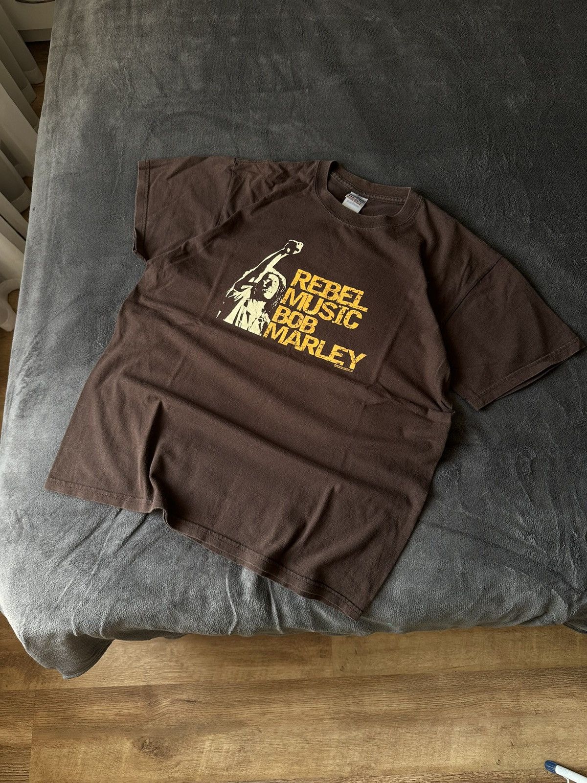 Band Tees × Other × Vintage 2005 Bob Marley Rebel Music Size L Brown Tee Size US L / EU 52-54 / 3 - 2 Thumbnail