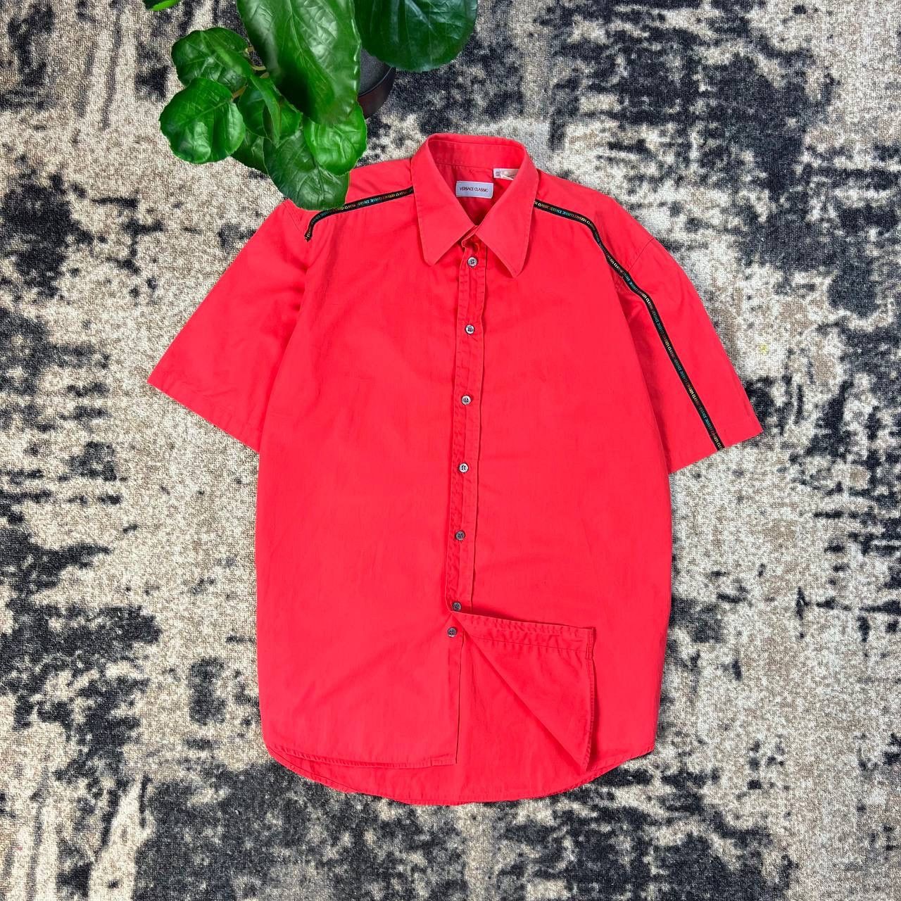 Versace Versace Classic Luxury Y2K Multilogo Button Up Shirt Size US L / EU 52-54 / 3 - 1 Thumbnail