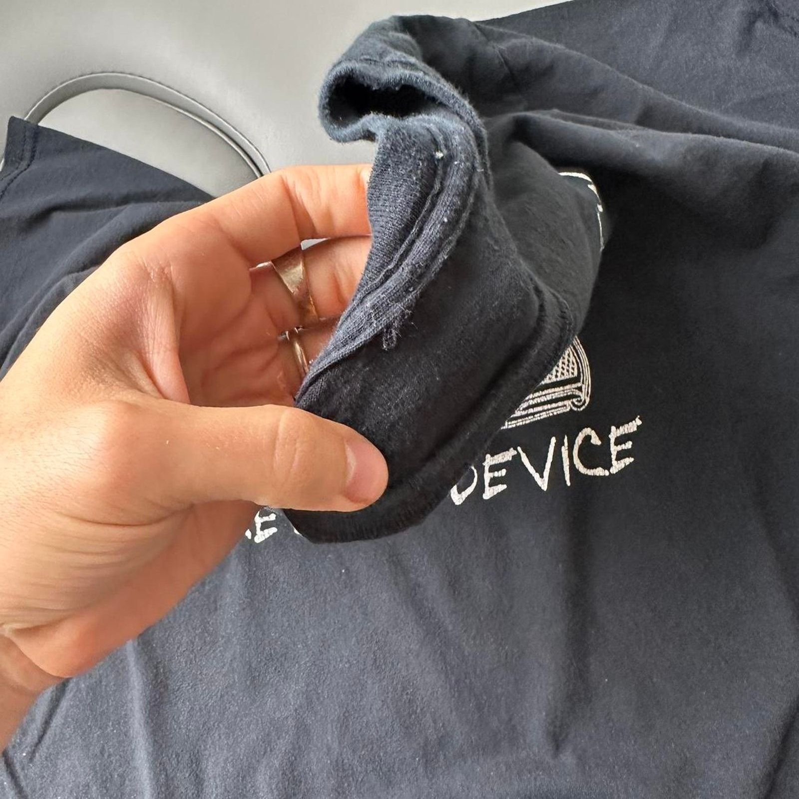 Vintage Vintage 90s Gun Handheld Device Adult Faded Black Shirt Size US XL / EU 56 / 4 - 3 Thumbnail