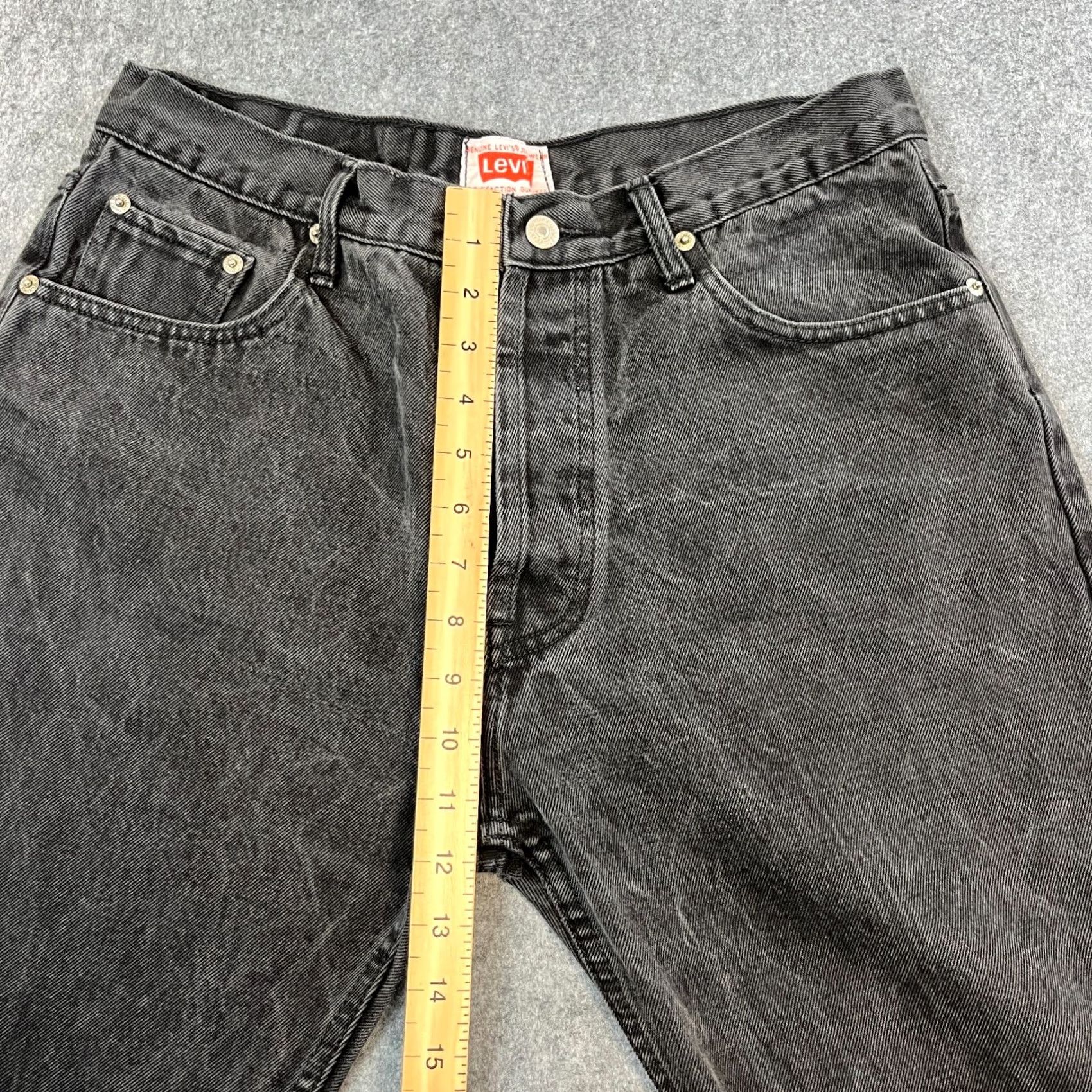 Levi's VINTAGE Levi's Men Jeans Regular Straight 34 32 Dark Grey 90s Button Fly Levi's Jeans Mens Size 34 Dark Wash Centric 90s Theme MENS Size US 34 / EU 50 - 5 Thumbnail