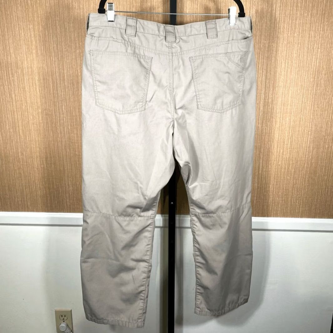 Vintage 5.11 Tactical Series Men's Pants Khaki Straight Leg Hiking 40 x 30 Regular Mens Pants Khaki 65% Polyester 35% Cotton Size US 40 / EU 56 - 2 Thumbnail