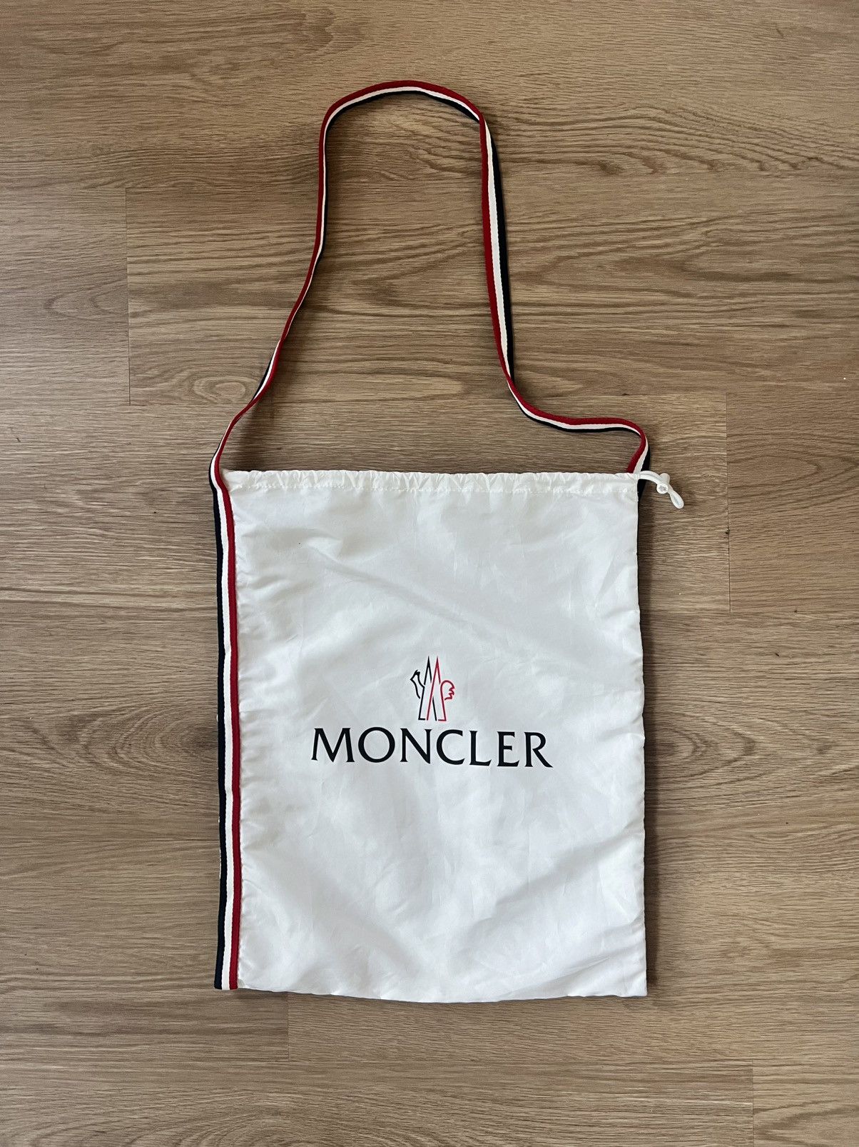 Moncler Moncler Shoulder Bag / Crossbody with Striped Strap 18 x 15 Size ONE SIZE - 1 Thumbnail