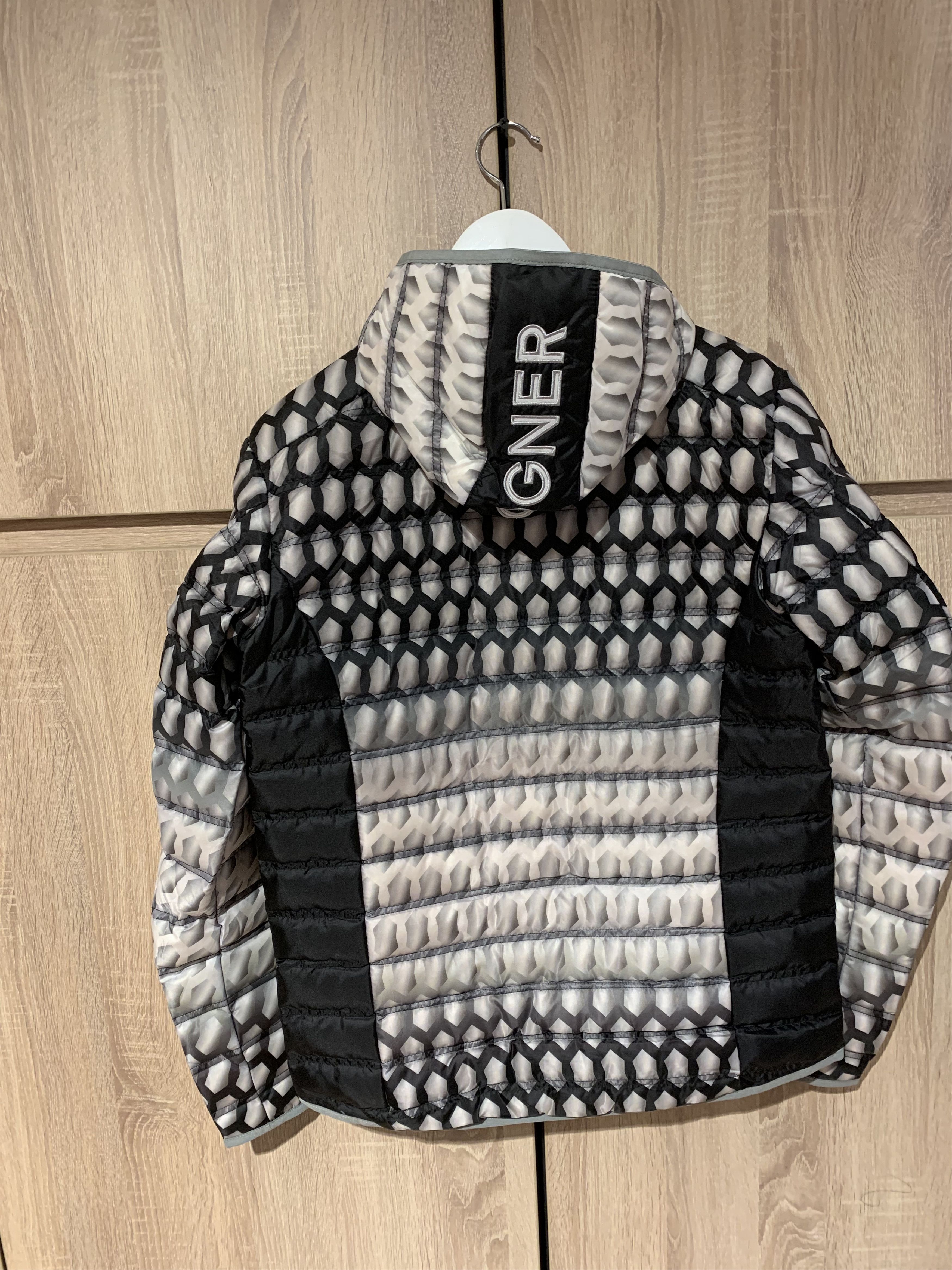 Bogner NWT Bogner Black/White Puffer Down Size US S/EU 46 Size US S / EU 44-46 / 1 - 2 Thumbnail