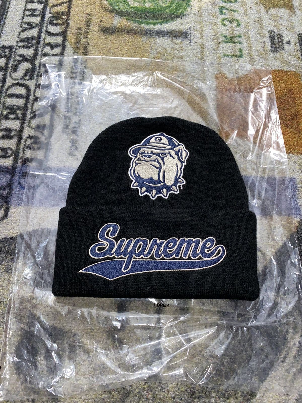 Supreme x Mitchell & Ness Beanie 