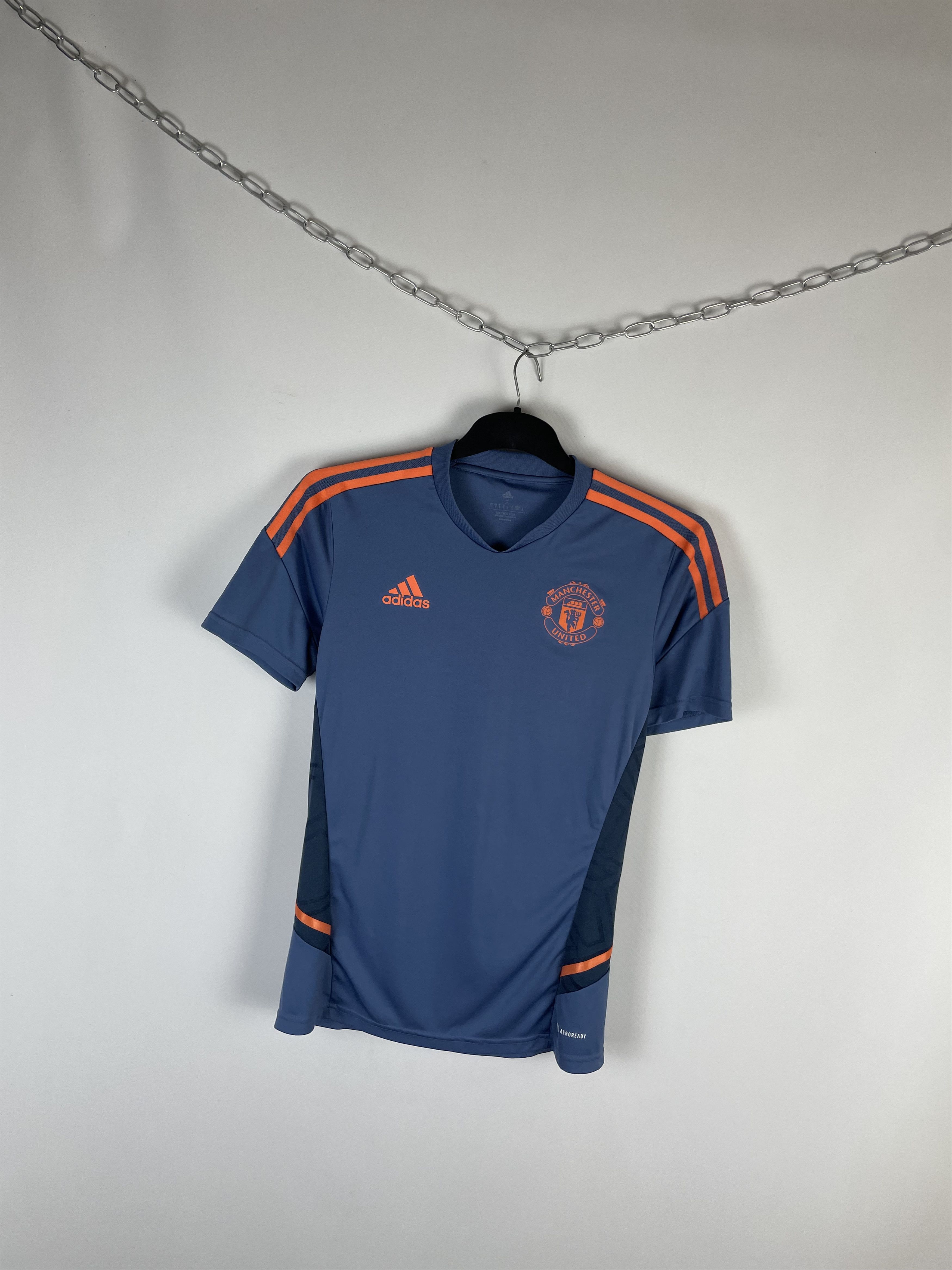 Adidas Vintage Adidas Manchester United Jersey 22-23 Size US S / EU 44-46 / 1 - 2 Thumbnail
