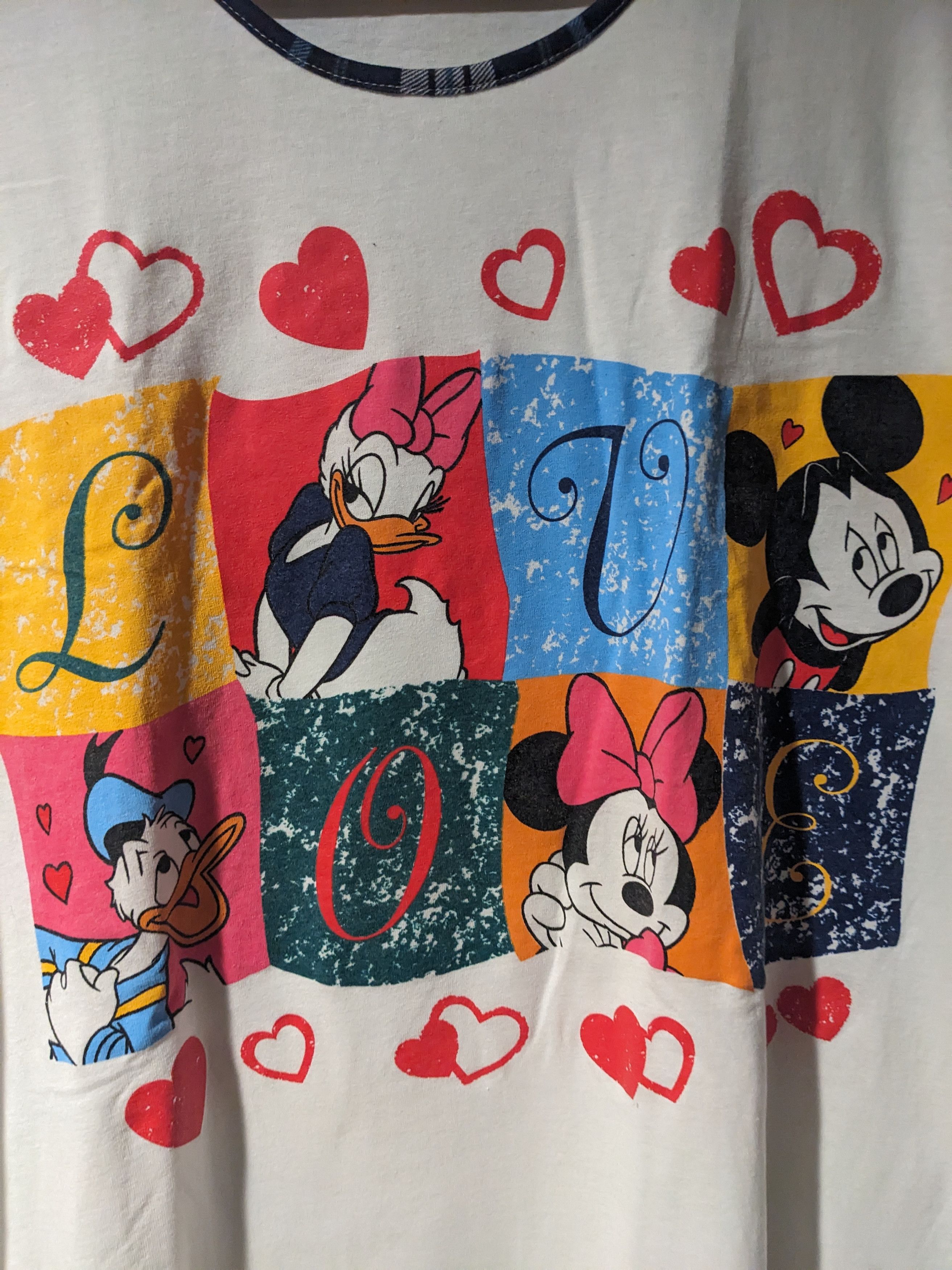 Disney Vintage 90s Mickey Unlimited Love Hearts X-Large T-Shirt Size US XL / EU 56 / 4 - 2 Thumbnail