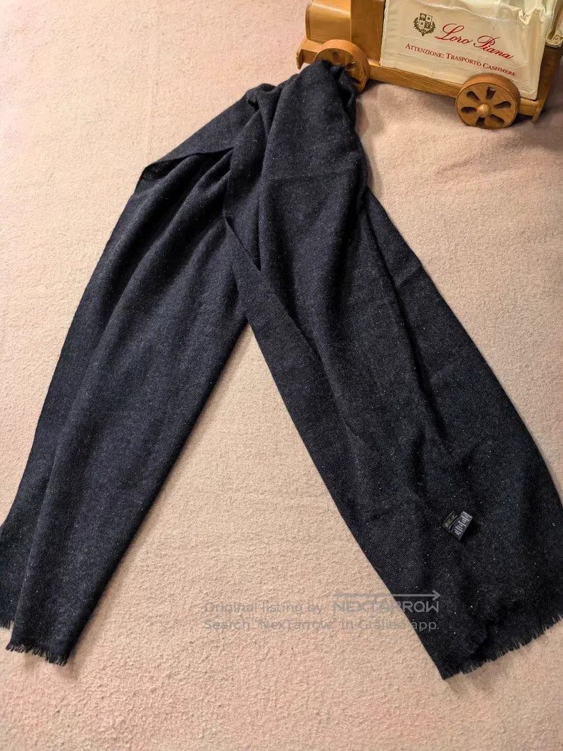Loro Piana Loro Piana Small Cashmere Complex Giant Shawl Size ONE SIZE - 3 Thumbnail