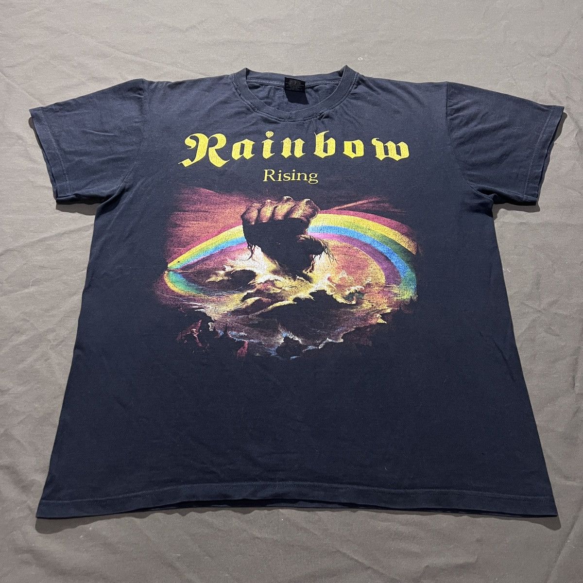 Band Tees Vintage Y2K RAINBOW Tee Heavy metal Hard rock Size US L / EU 52-54 / 3 - 1 Thumbnail