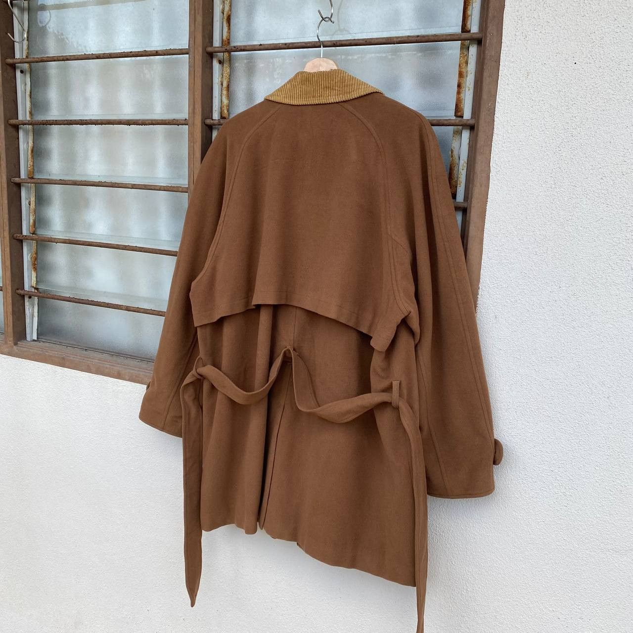 Kenzo VINTAGE KENZO MADE IN JAPAN WOOL JACKET CAMEL BROWN Size US L / EU 52-54 / 3 - 5 Thumbnail