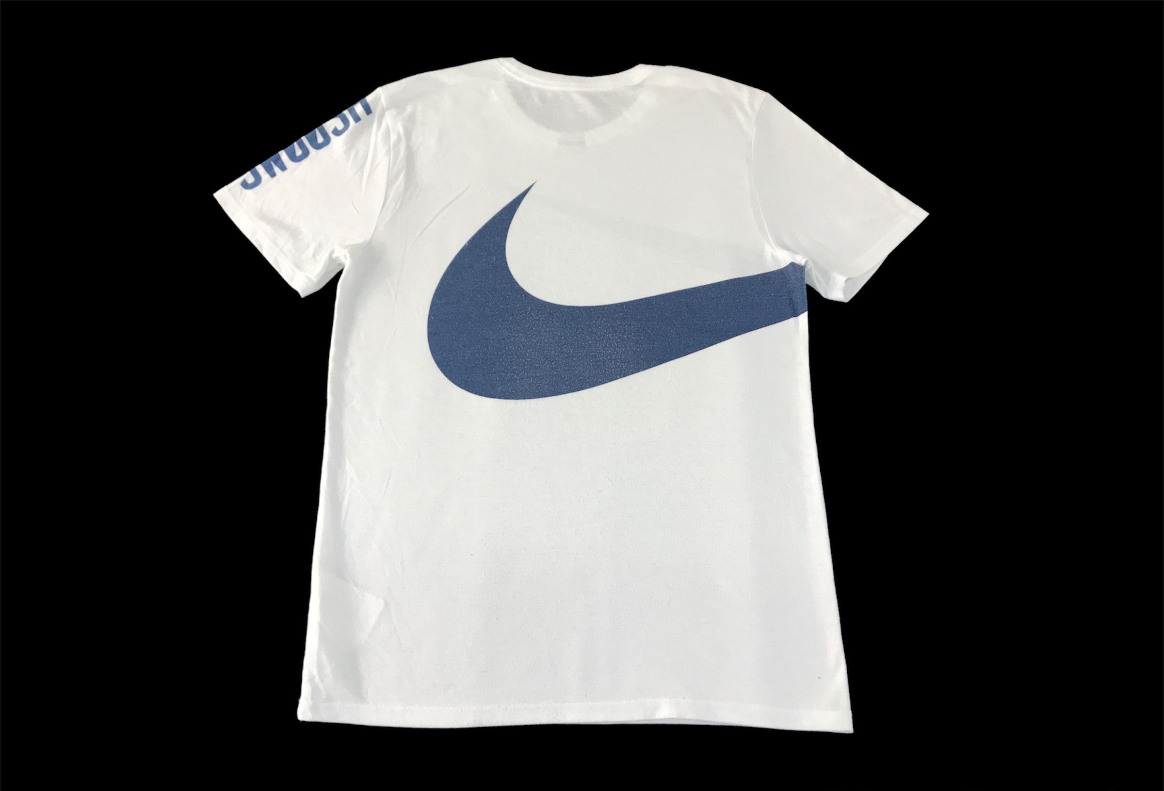 Nike Nike Swoosh Big Logo Printed White Tee T-shirt Size US M / EU 48-50 / 2 - 2 Thumbnail