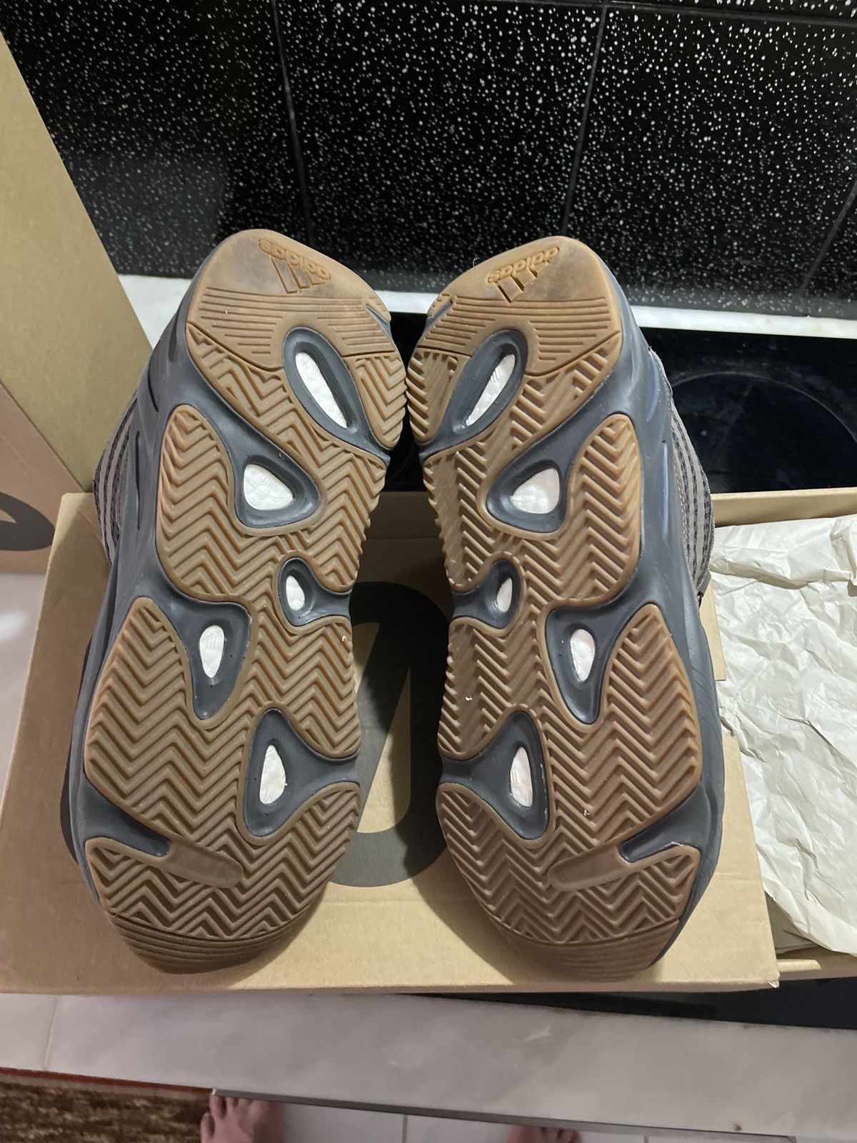Yeezy Yeezy 700 GEODE Size US 12.5 / EU 45-46 - 6 Thumbnail