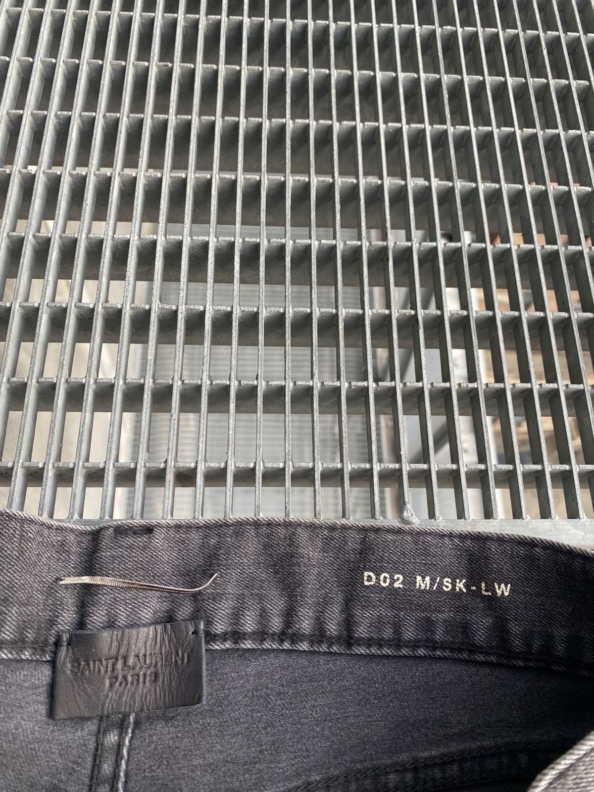 Saint Laurent Paris Saint Laurent Washed Hedi Slimane Jeans Made In Japan Size US 30 / EU 46 - 11 Thumbnail