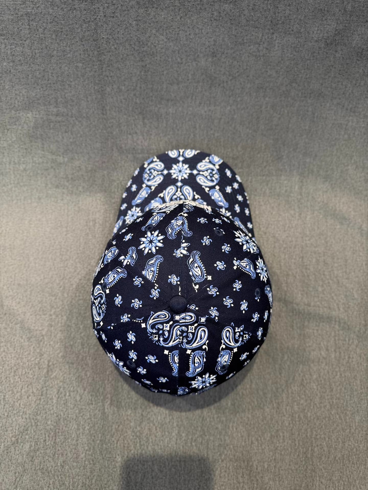 New Era New Era curved brim cap。 Q5 Size ONE SIZE - 5 Thumbnail