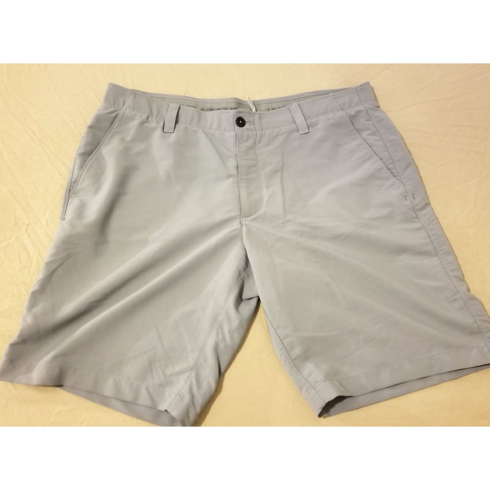Under Armour Under Armour Mens Shorts Athletic 40 Gray Chino Khaki Gray Golf Size US 40 / EU 56 - 3 Thumbnail
