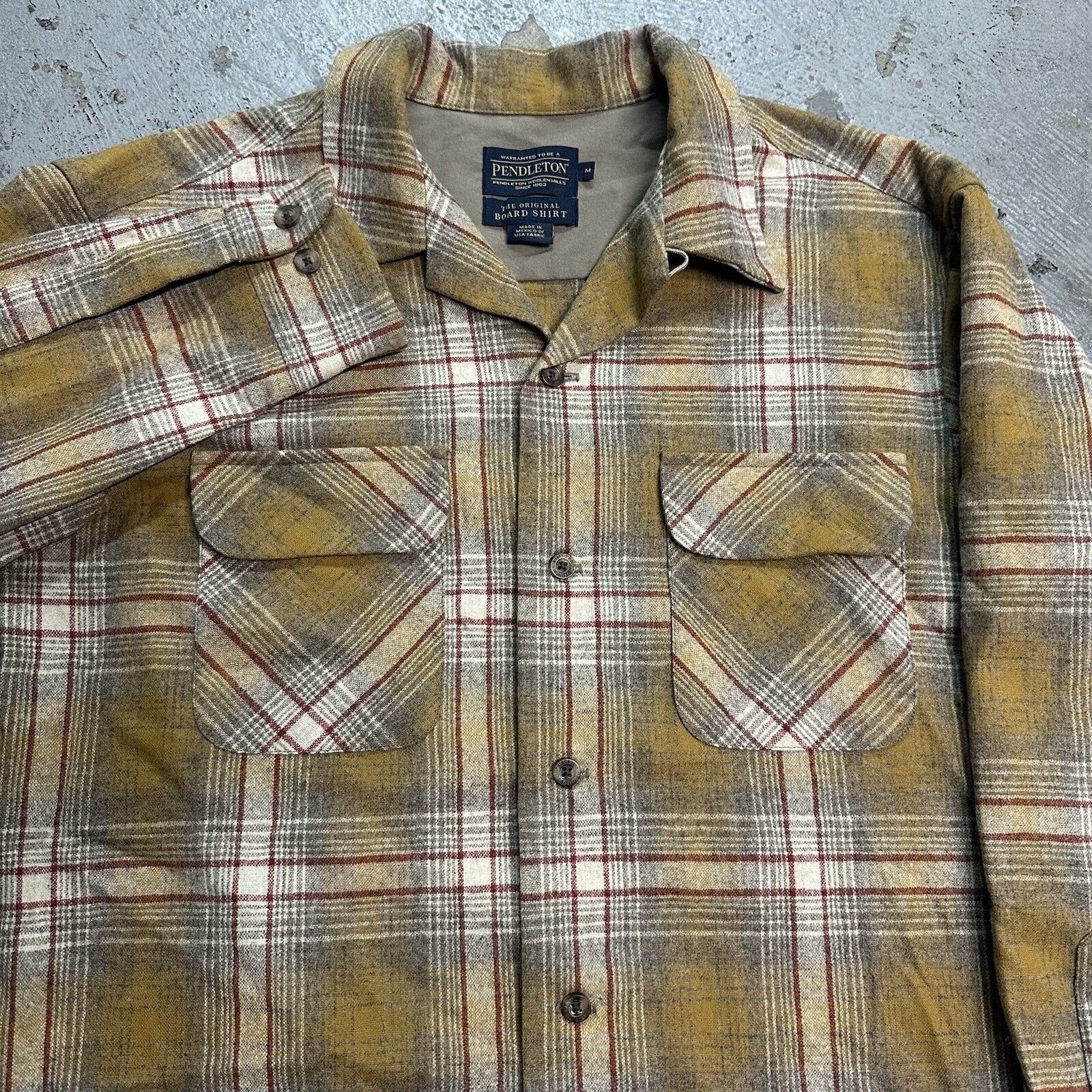 Flannel × Pendleton Pendleton Plaid Wool Board Shirt Medium Men Loop Collar Surf Size US M / EU 48-50 / 2 - 1 Thumbnail