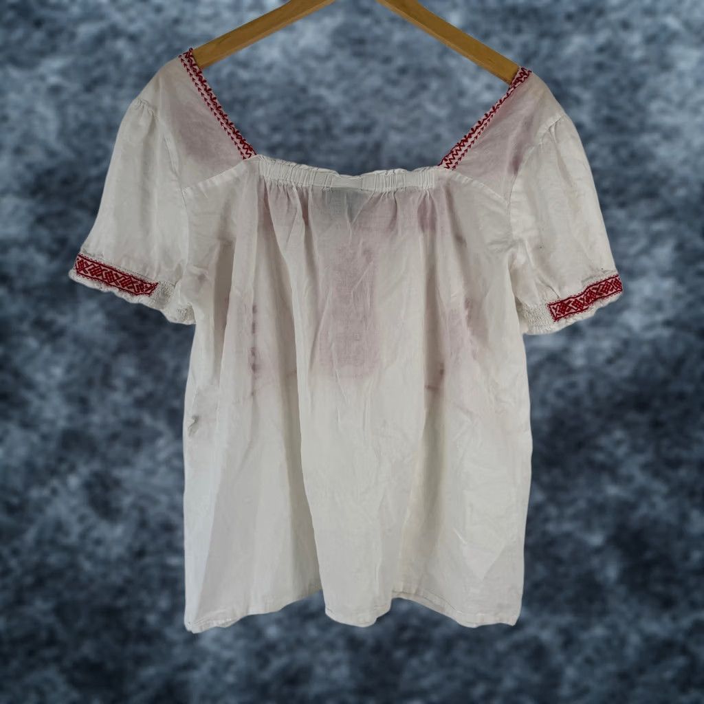 Torrid Torrid Cotton Blouse Square Neck Puff Sleeve Boho Embroidered White Red Plus Size 1 Adults Women Summer Casual Size XS / US 0-2 / IT 36-38 - 1 Thumbnail