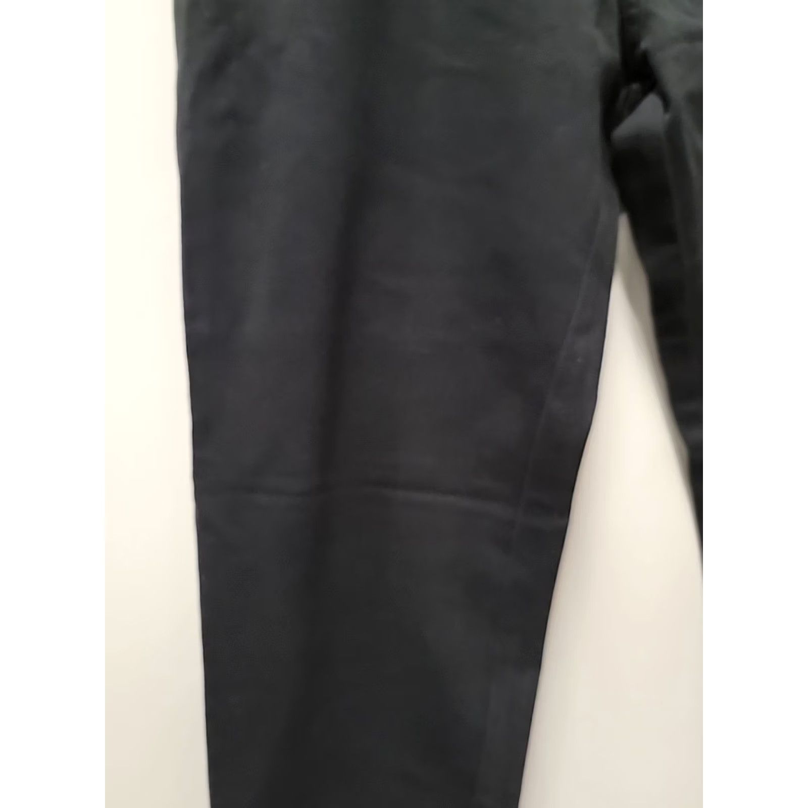 Hugo Boss VINTAGE? No. Hugo Boss Pants Chinos Black 34x32 Mens Regular Cotton Flat Front Straight Inseam 32 in Zip Button NWT Neck? Size US 34 / EU 50 - 3 Thumbnail