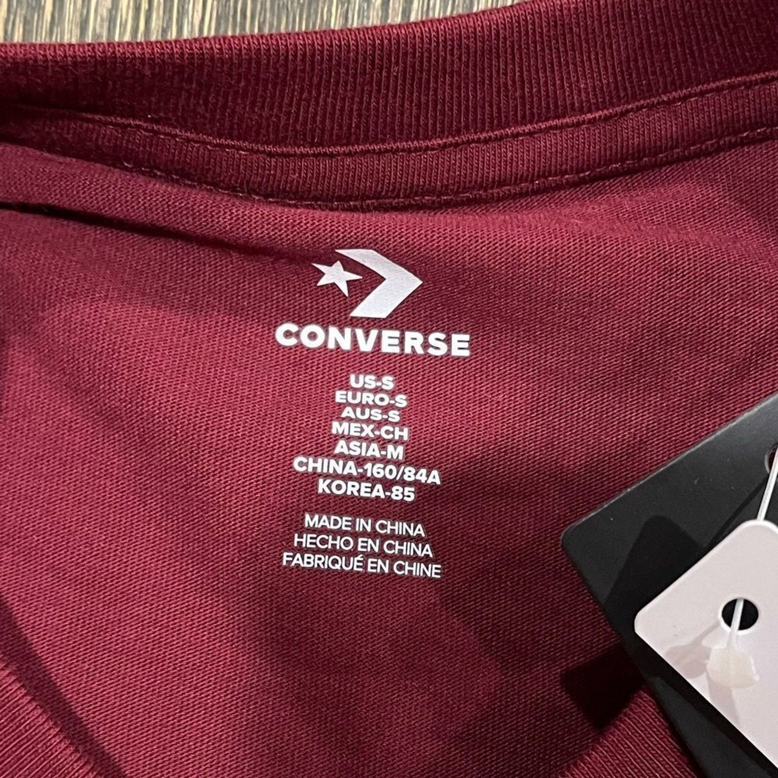 Converse NWT Converse Leopard Chuck Taylor Patch T-Shirt Bordeaux S Size S / US 4 / IT 40 - 5 Thumbnail