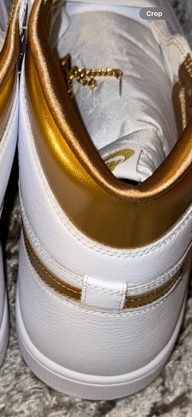 Jordan Brand Jordan 1 Metallic Gold Size US 12 / EU 45 - 7 Thumbnail