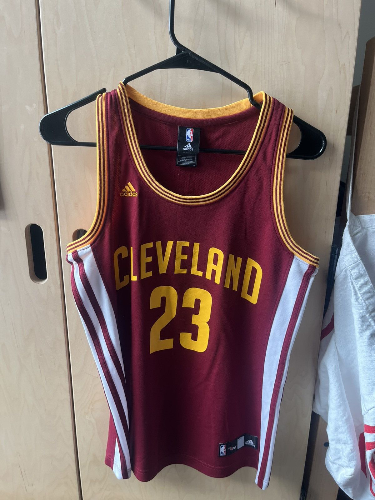 Adidas Cavs Jersey Size M / US 6-8 / IT 42-44 - 3 Thumbnail
