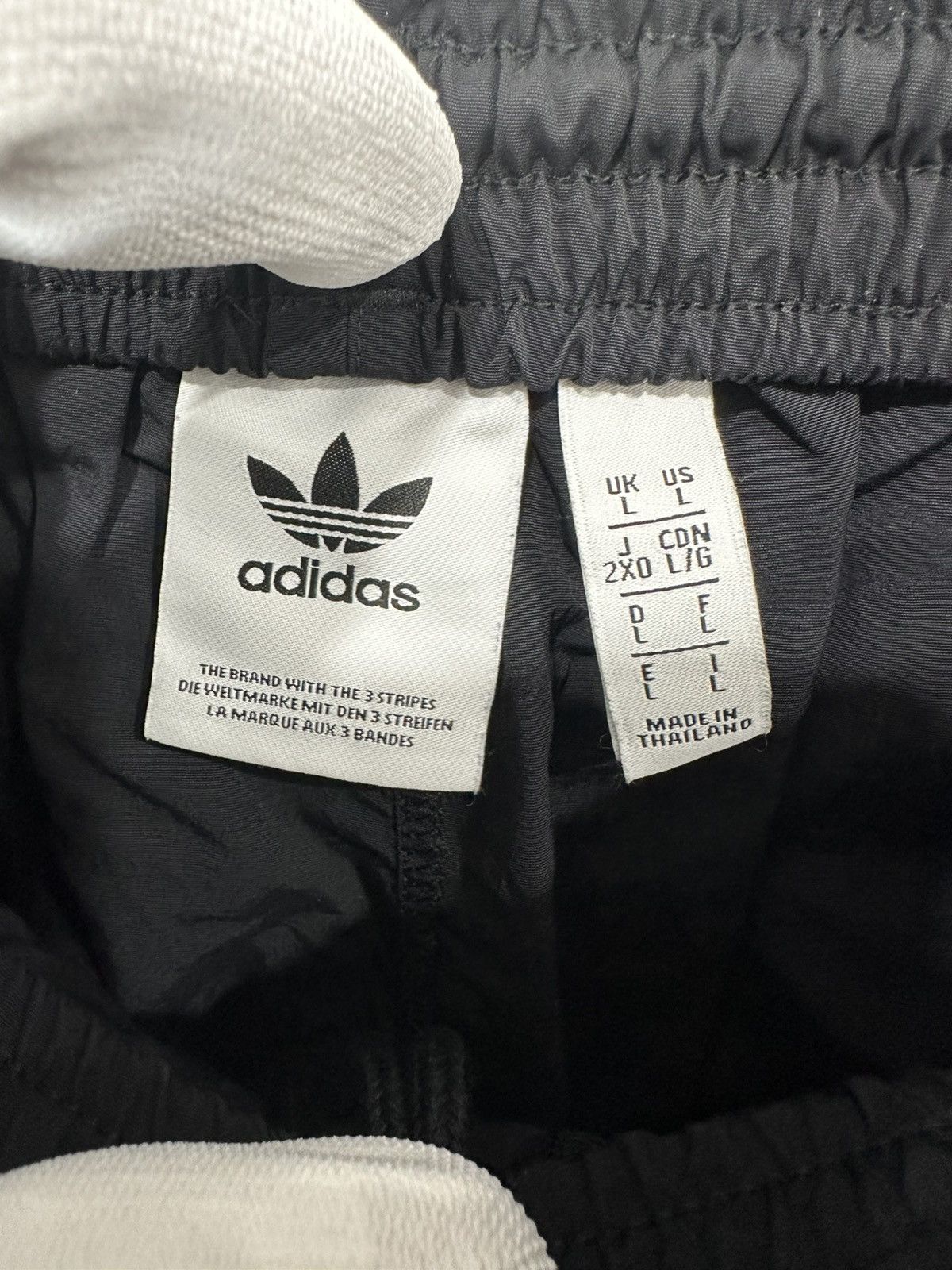 Adidas × Y-3 Adidas Grand Logo Shorts Black Aqua Yellow Size large Size US 34 / EU 50 - 6 Thumbnail
