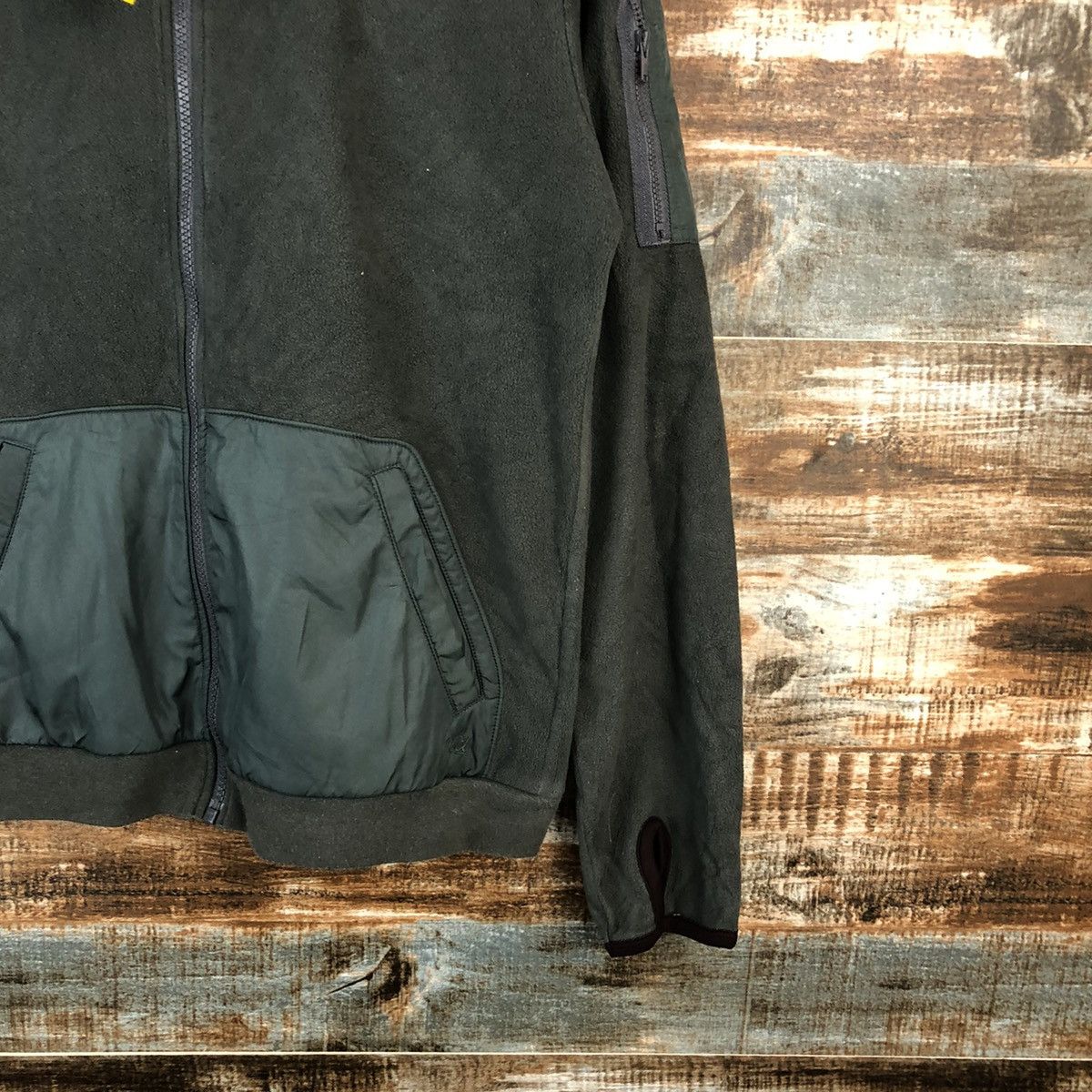 Undercover × Uniqlo DL Uniqlo X Undercover Green Hoodie sweater #A1579 Size US M / EU 48-50 / 2 - 8 Thumbnail