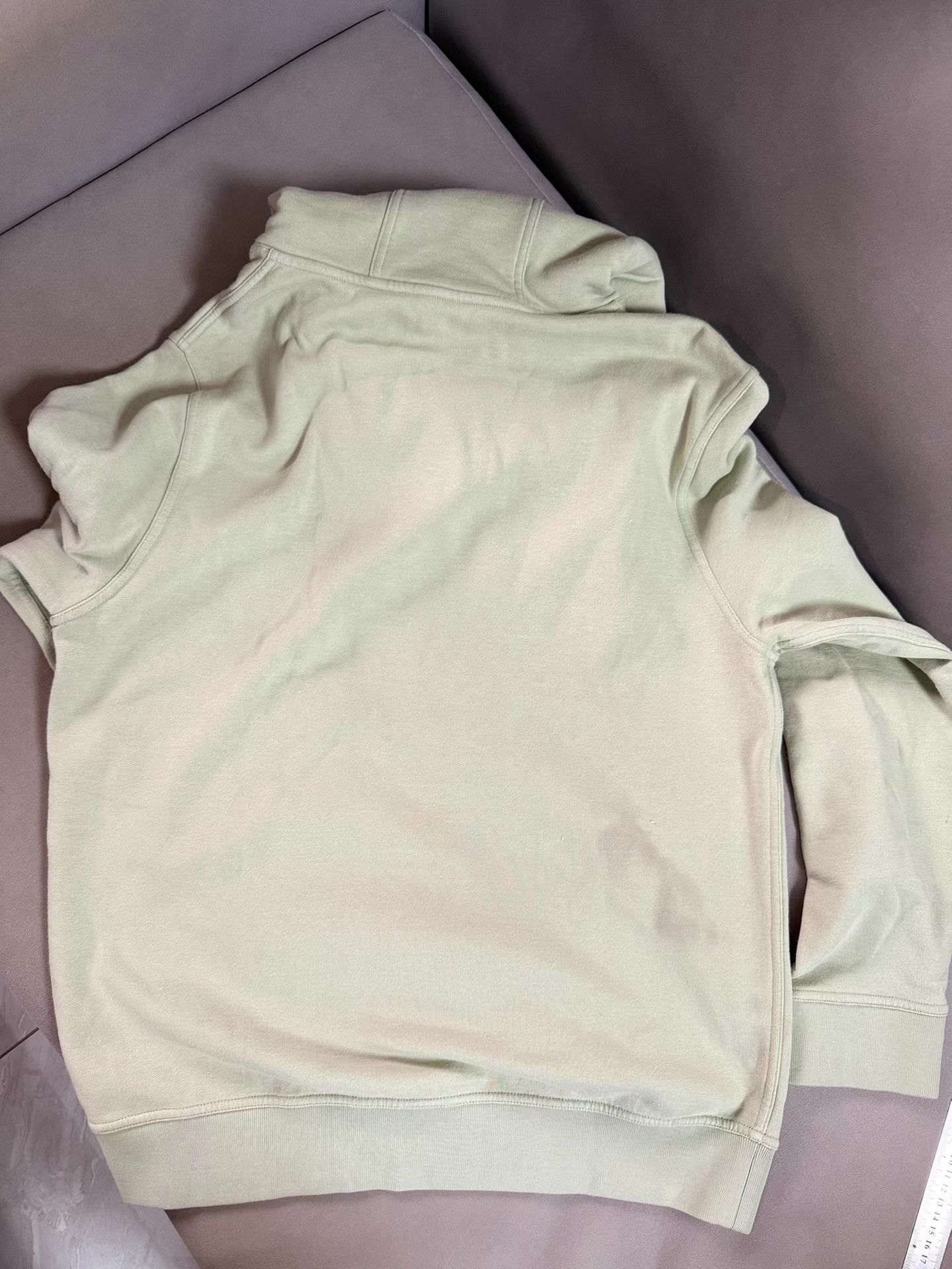 Hermes Genuine HERMES Robot Avocado Green Sweatshirt Ｑ20 Size US L / EU 52-54 / 3 - 4 Thumbnail