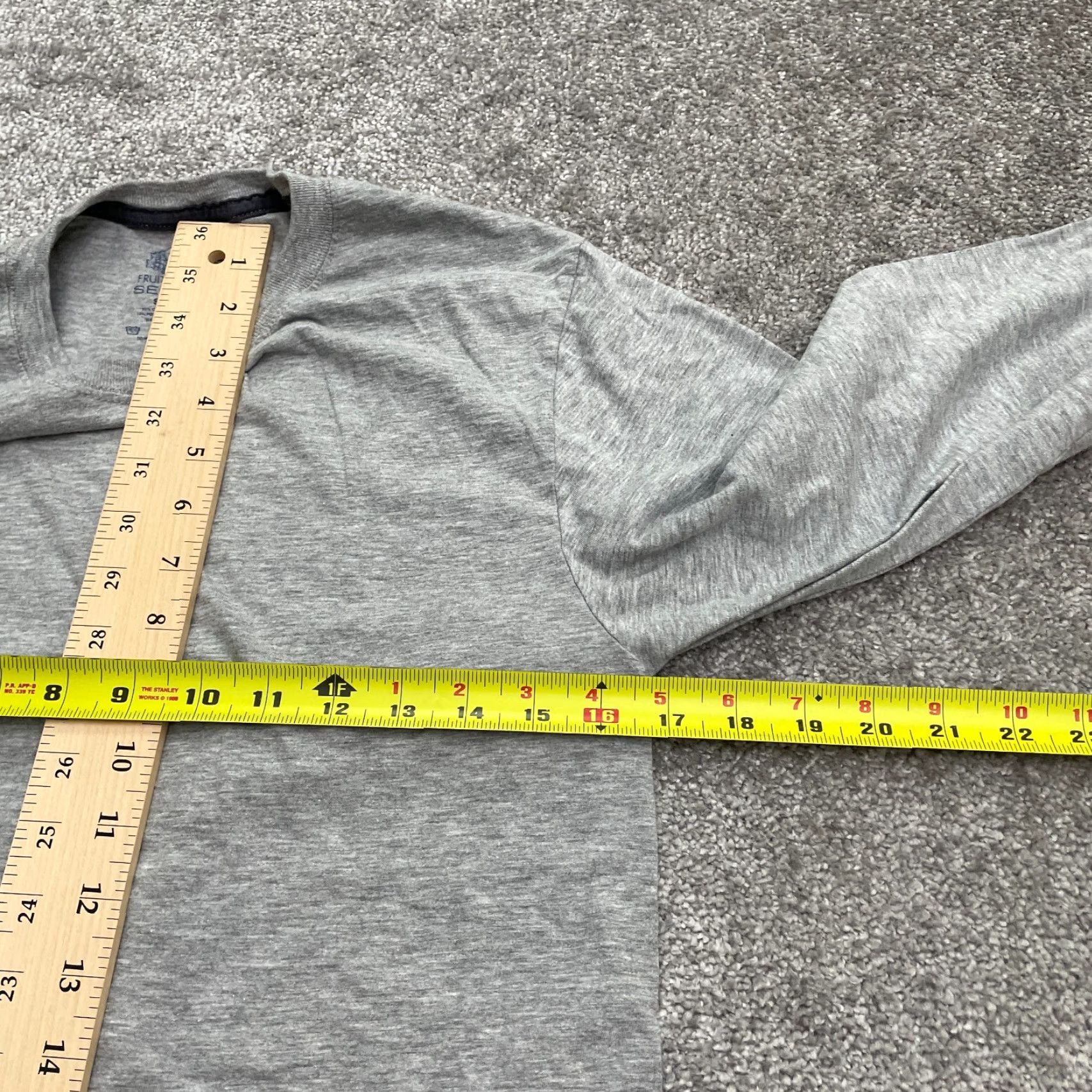 Fruit Of The Loom Fruit of the Loom Long Sleeve Shirt Unisex Small Gray Cotton Tee Classic Outdoor Size US S / EU 44-46 / 1 - 7 Thumbnail