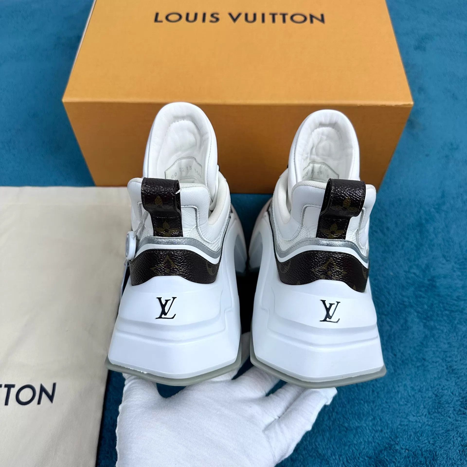 Louis Vuitton LV Dad Shoe 2.0 White & Brown 35.5 New Accs Size US 5 / IT 35 - 4 Thumbnail