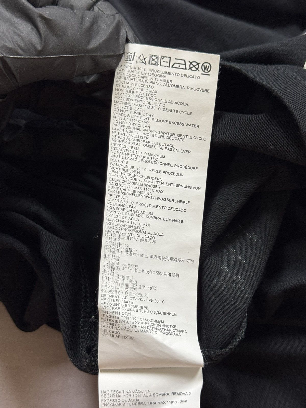 MM6 × Maison Margiela MM6 Maison Margiela Side Logo Tee(Black/M) Size US M / EU 48-50 / 2 - 9 Thumbnail