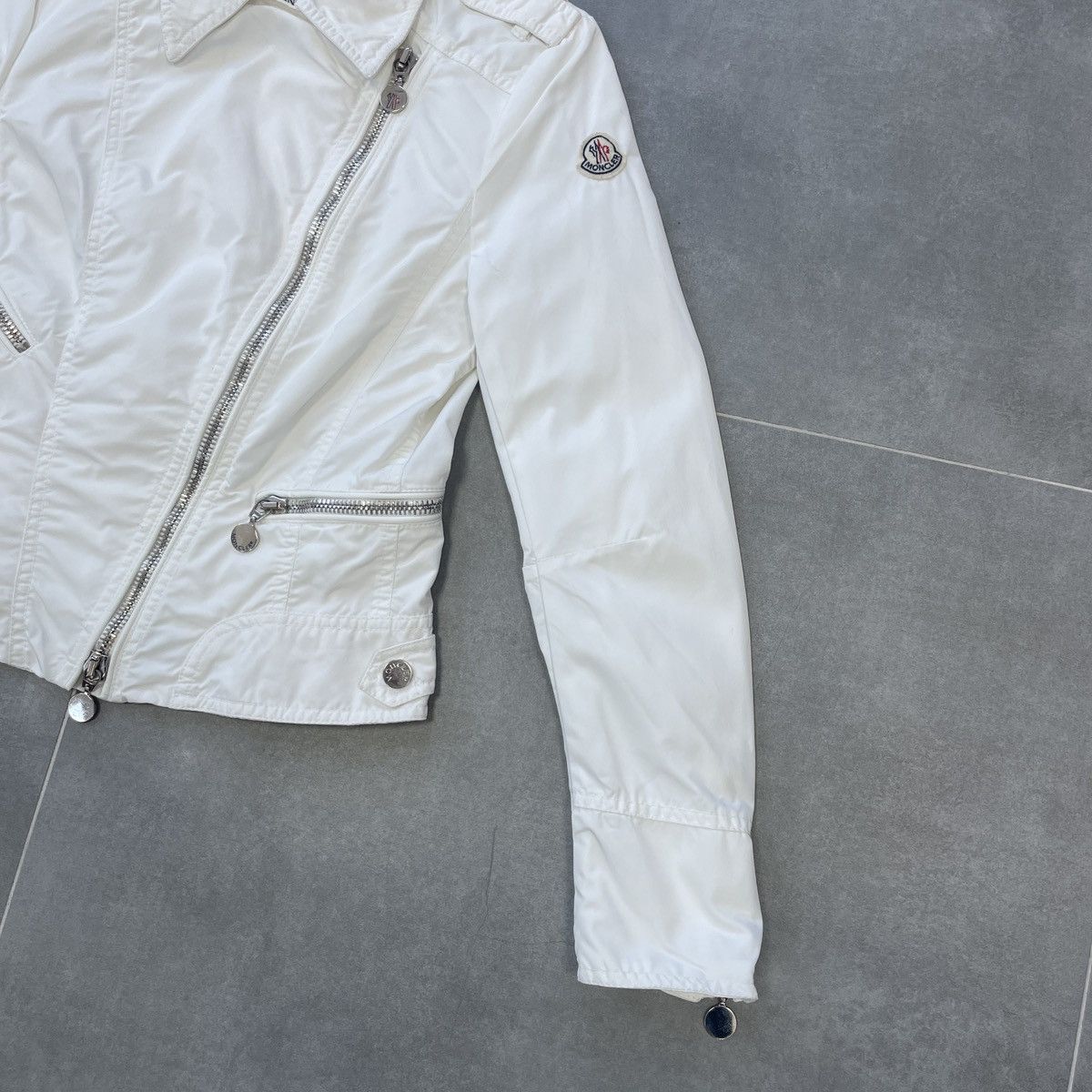 Moncler Authentic Moncler Coeur Jacket Size 1 (S) Size S / US 4 / IT 40 - 8 Thumbnail
