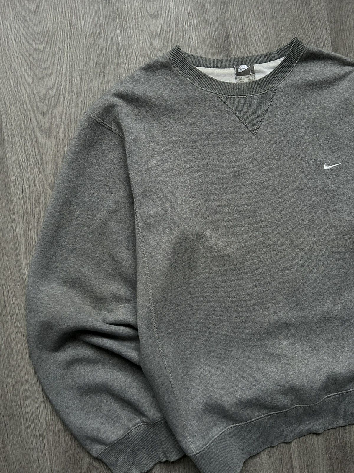 Nike × Vintage Sweatshirt Nike Vintage 🔘 00s 🔘 Streetwear 🔘 Size US L / EU 52-54 / 3 - 3 Thumbnail